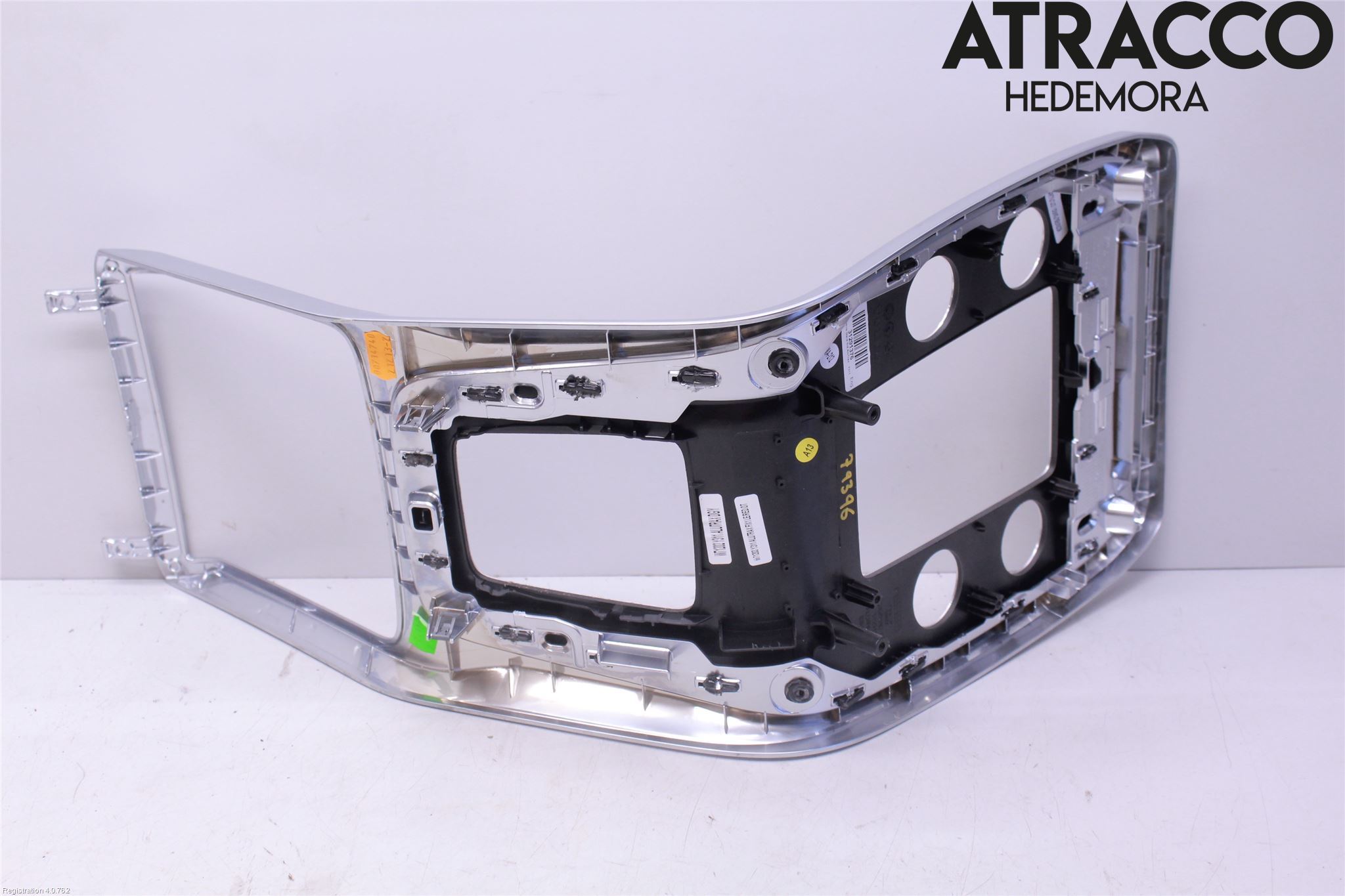 Volvo XC70 14-16 Instrumentkonsoll Midt