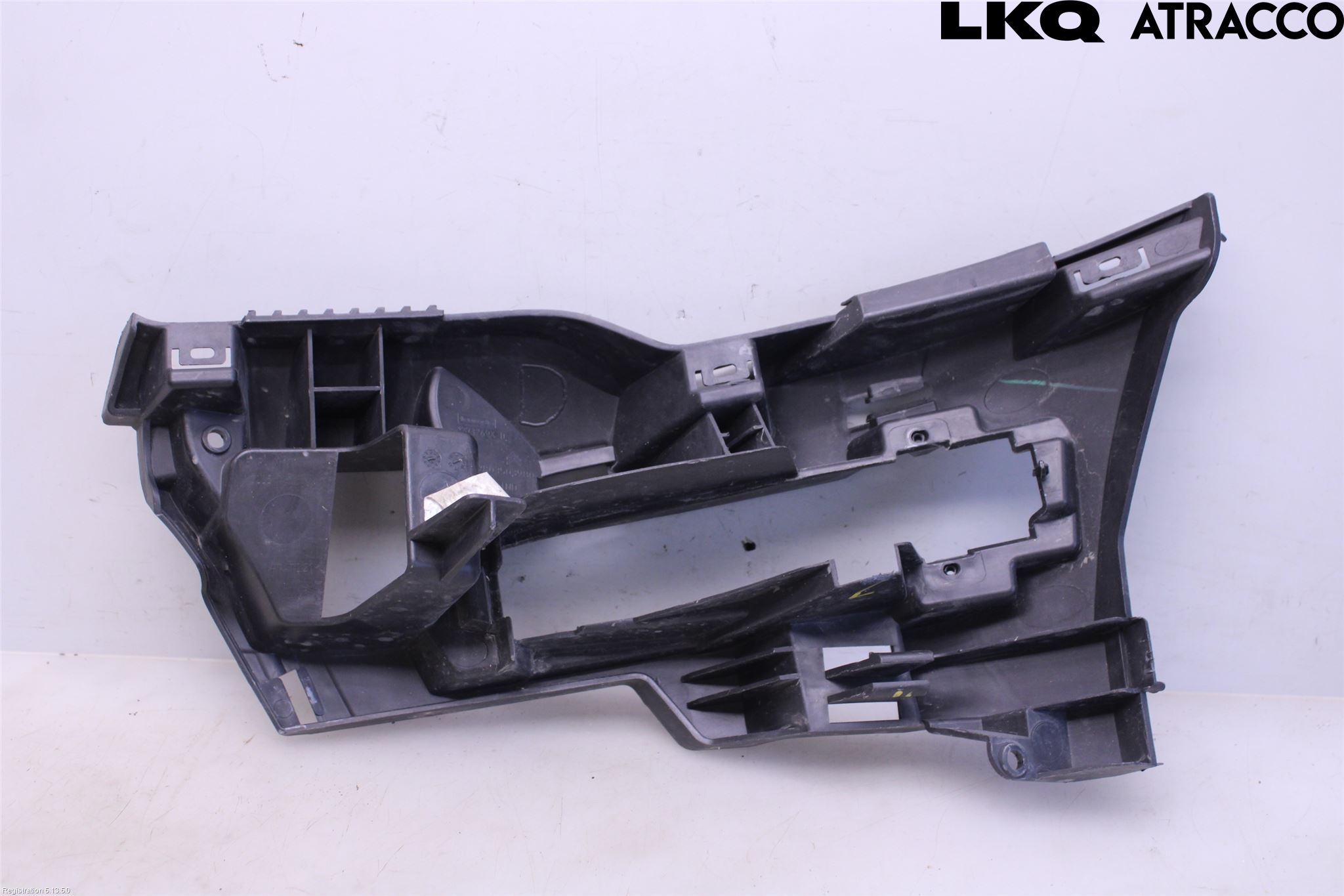 Citroen C3 10-17 Støtfangerfeste Foran Høyre