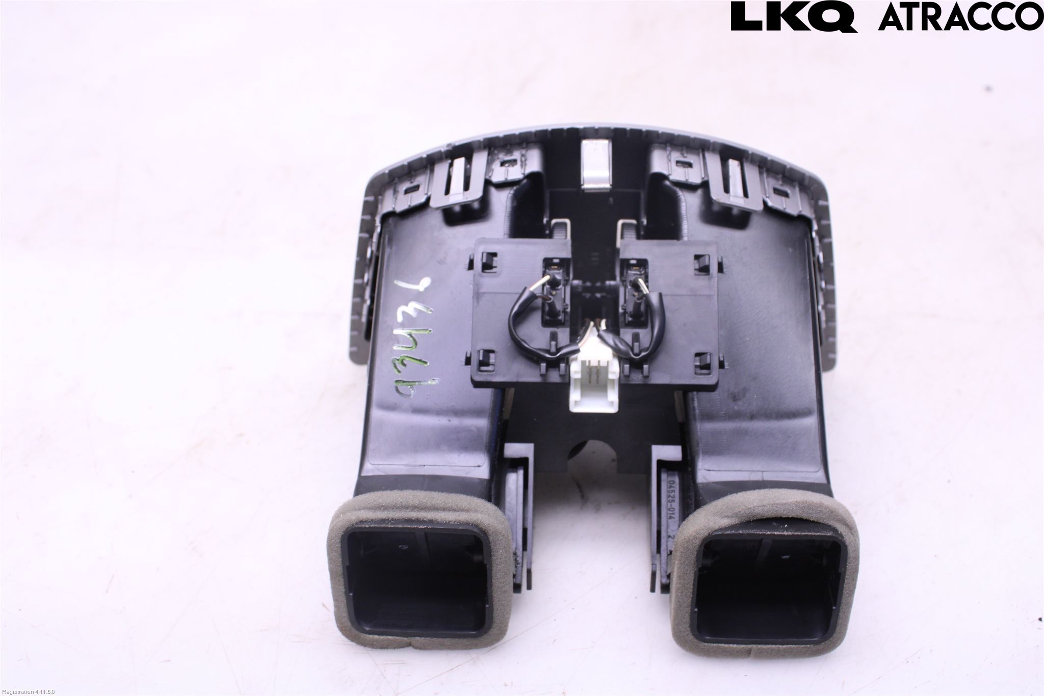 BMW 7 E65/66    00-08 Dashbord Kanal - Dyse