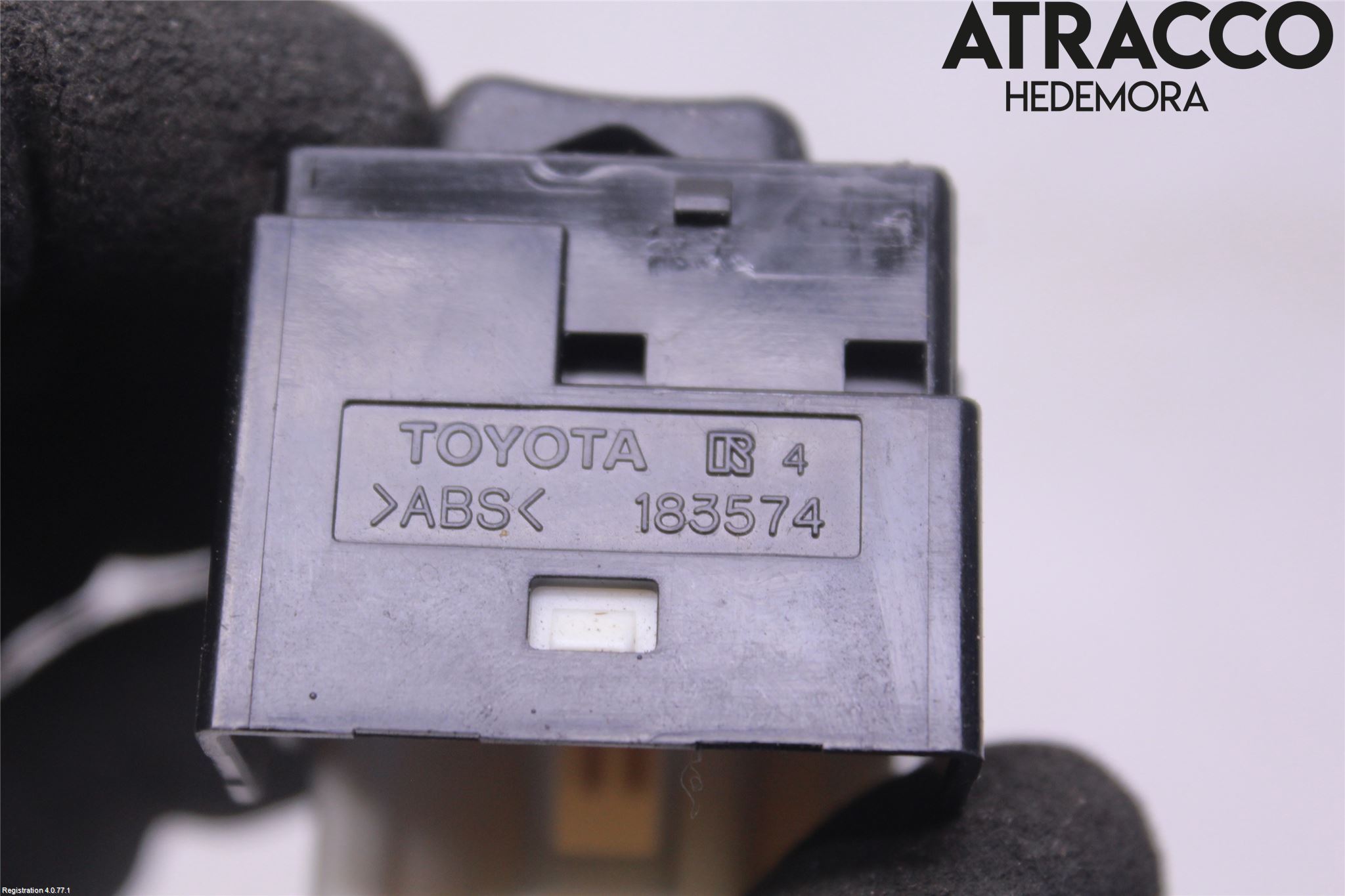 Toyota COROLLA VERSO 02-04 Bryter Speil