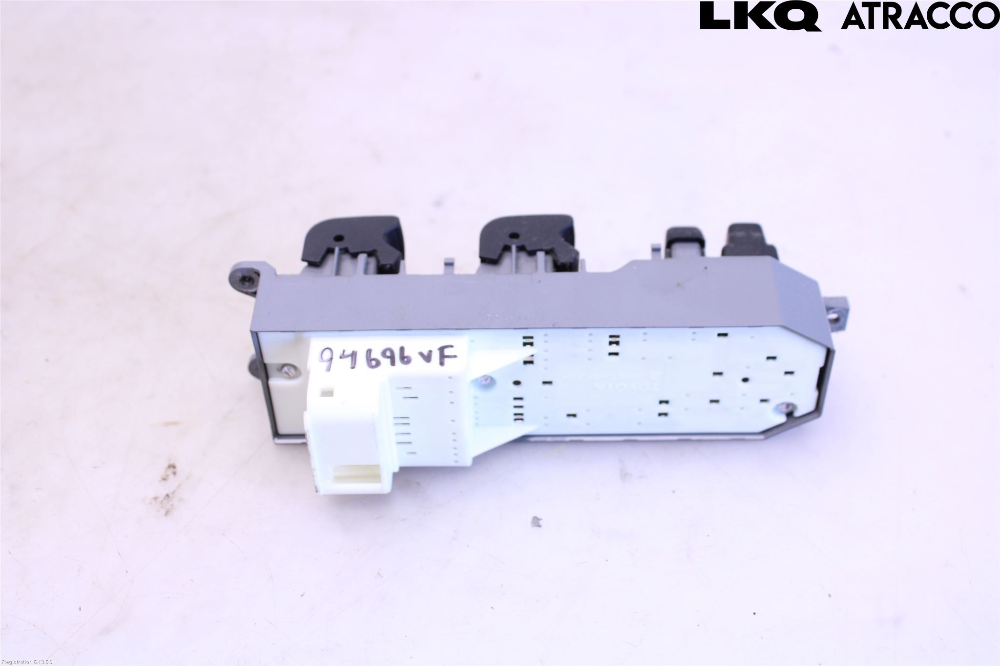 Toyota AURIS 07-09 Bryter Vindusheis
