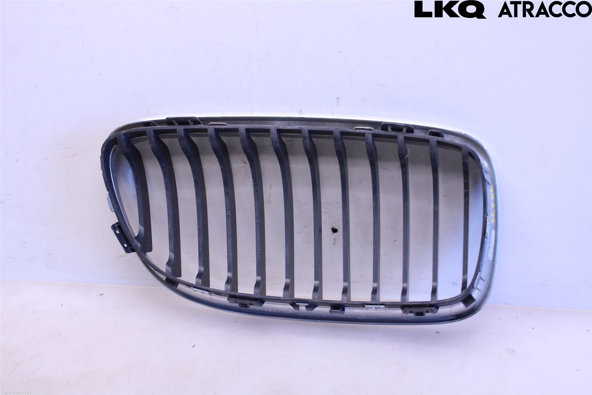 BMW 3 E90/91 SED/TOU 05-12 Grilldel Venstre