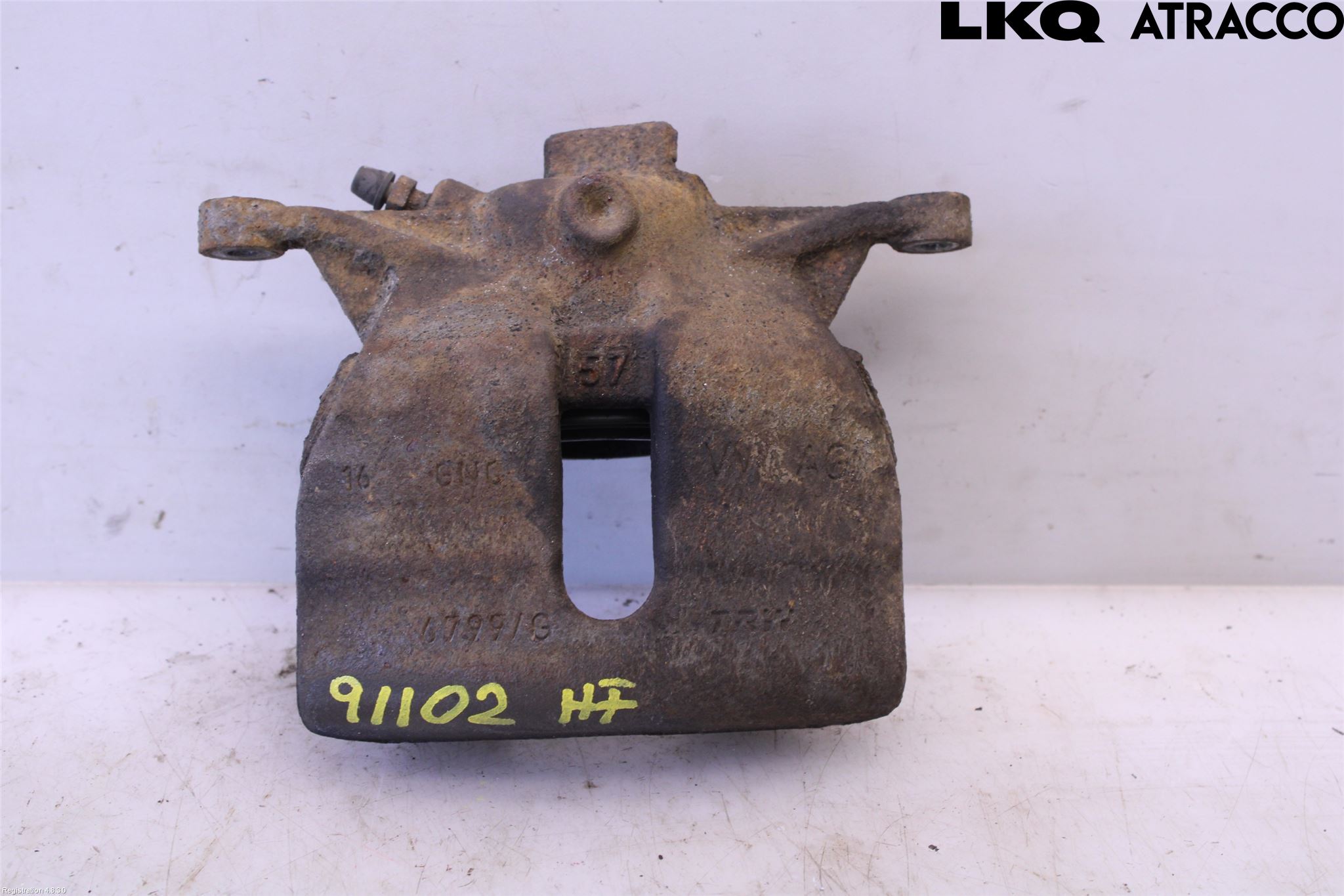 Volkswagen VW PASSAT 20-24 Bremsecaliper Foran Høyre