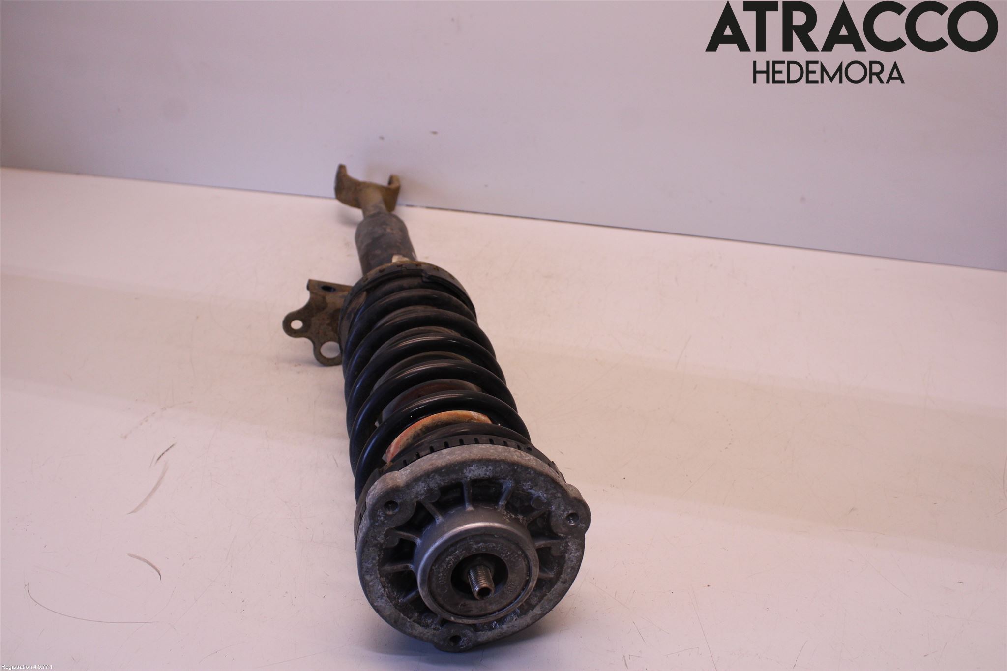 BMW 5 F10/F11/F18 09-17 Fjærbein Foran Venstre