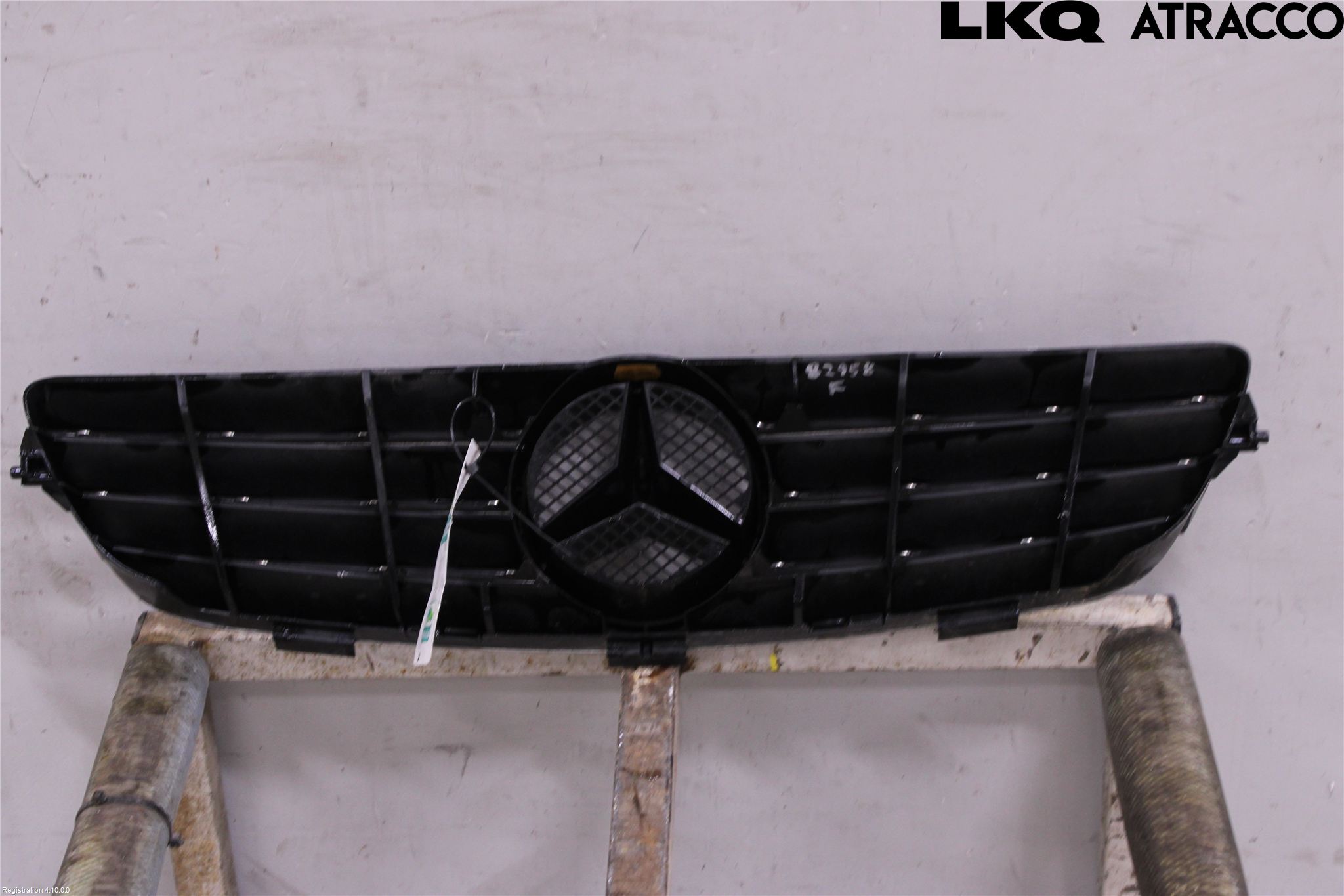 Mercedes-Benz MB CLK (C209) 02-09 Grill Komplett