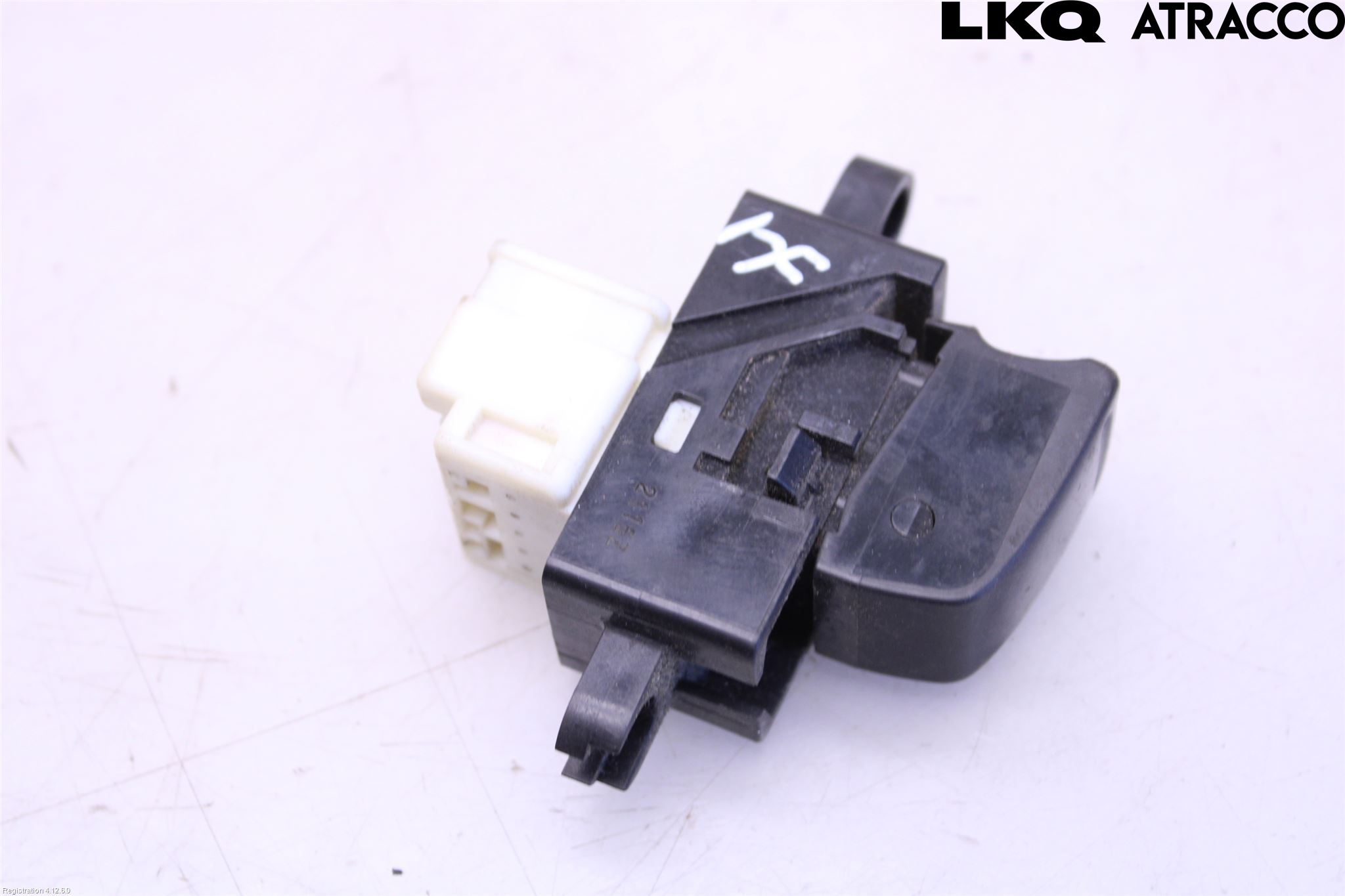 Nissan NAVARA 98-05 Bryter Vindusheis