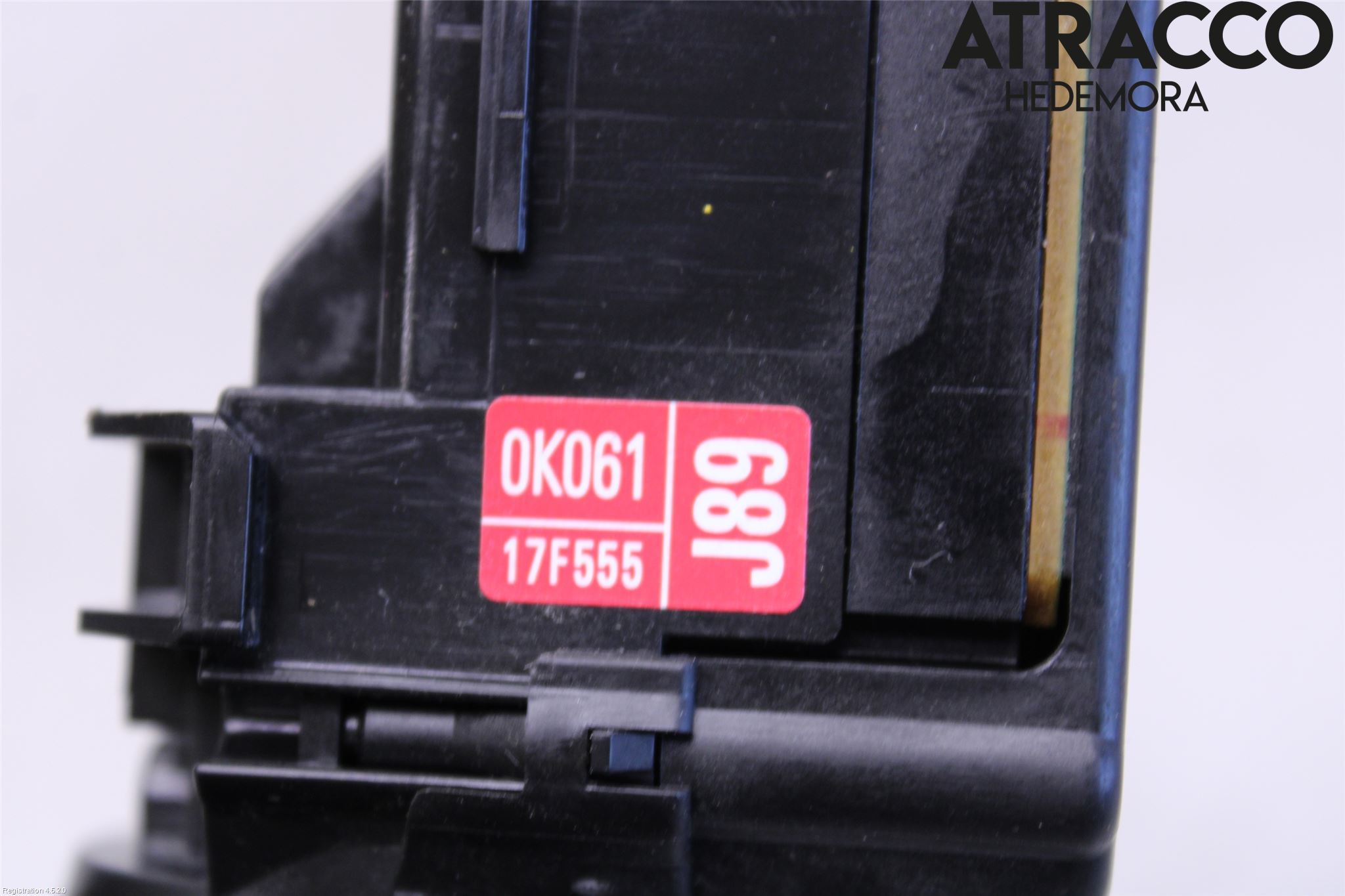 Toyota HILUX 05-16 Bryter Ratt Visker - Spyler
