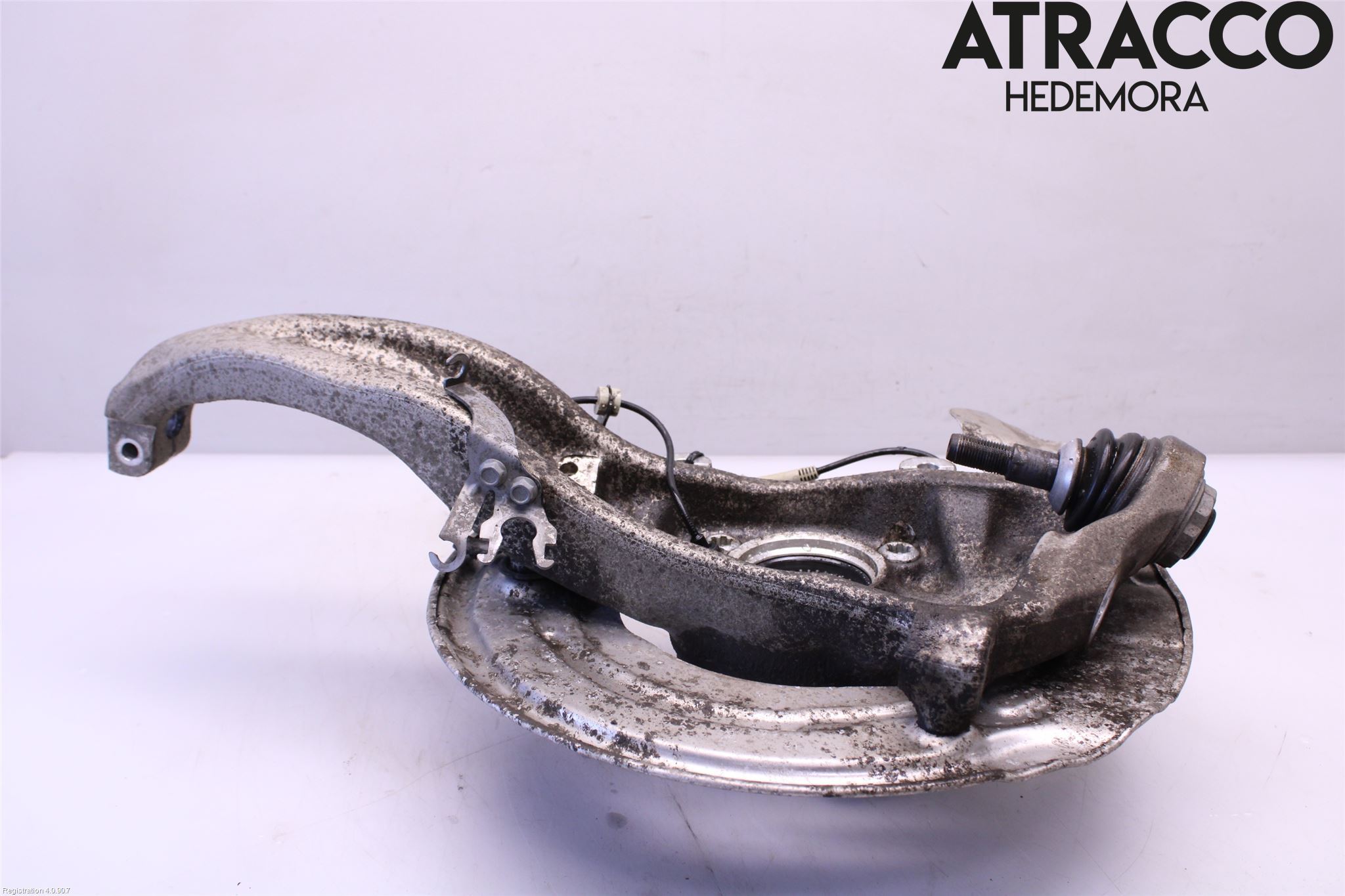 BMW 5 G30/G31/F90 17-23 Spindel Hf