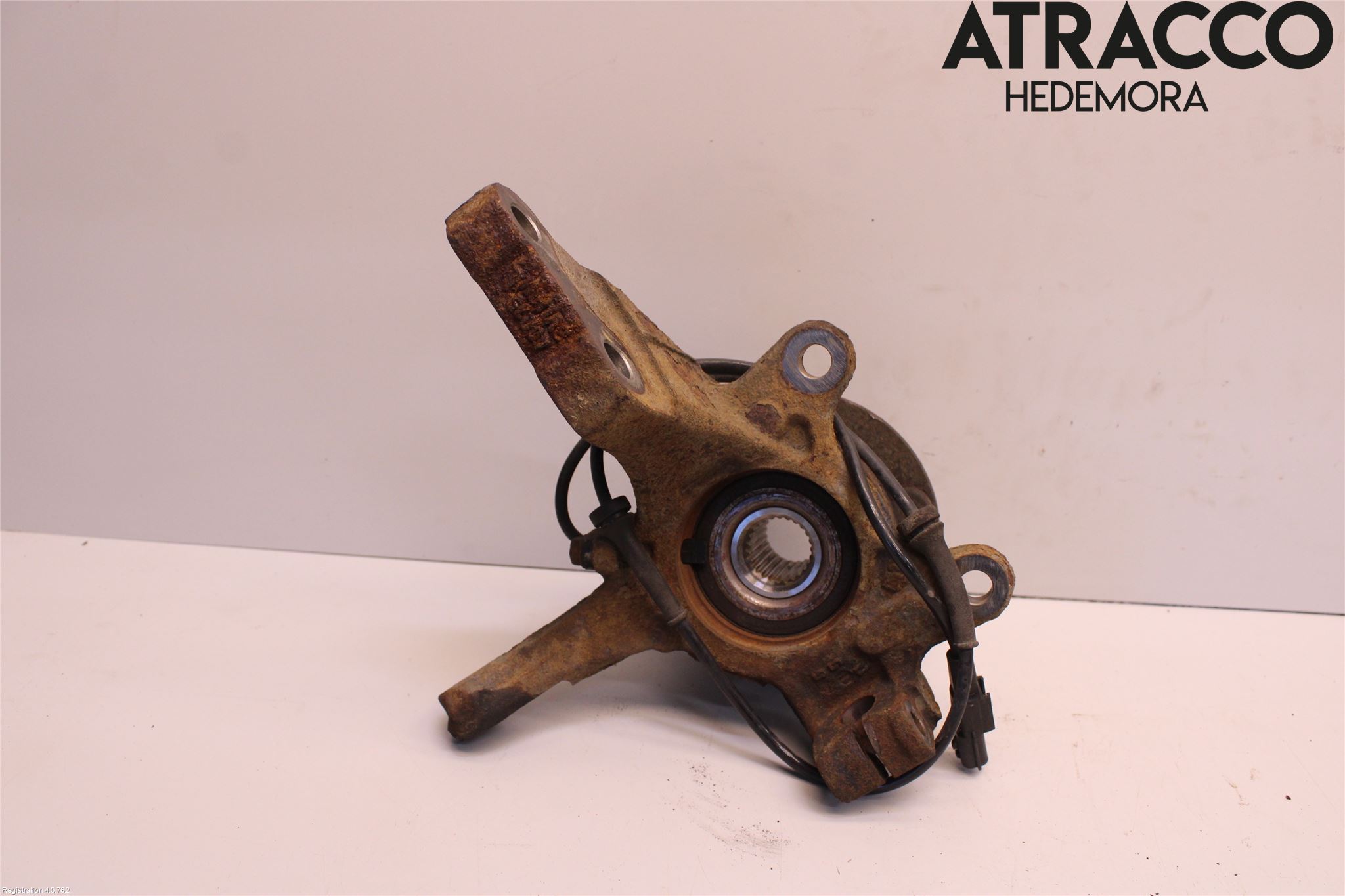 Nissan NOTE E12 14-20 Spindel Vf