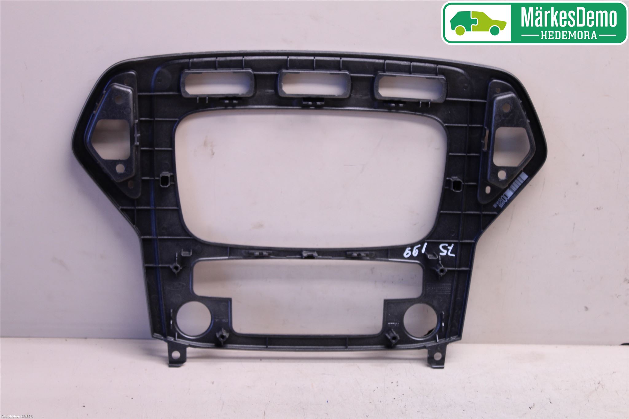 Ford MONDEO 07-15 Innr Radio Ramme