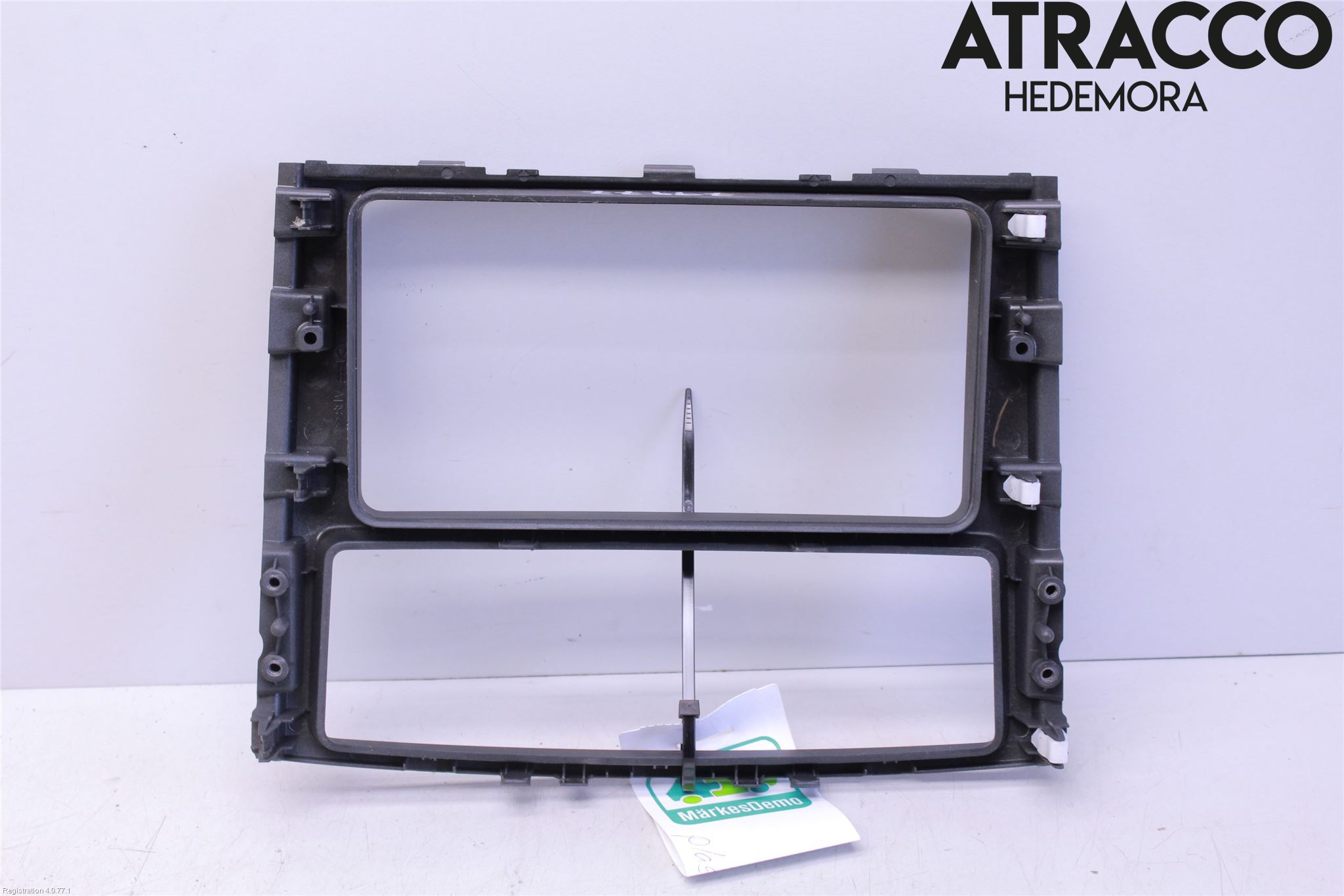 Mitsubishi PAJERO 06-15 Innr Radio Ramme