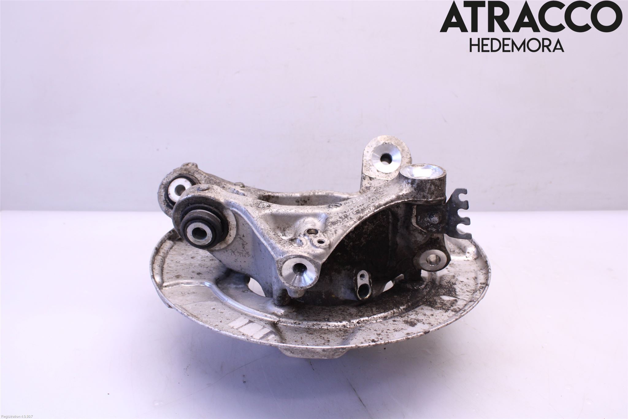 BMW 5 G30/G31/F90 17-23 Spindel Hb