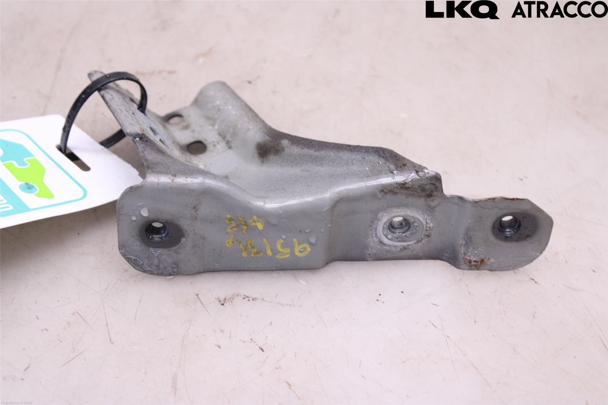 Volkswagen VW POLO 10-17 Fenderfeste Foran Høy