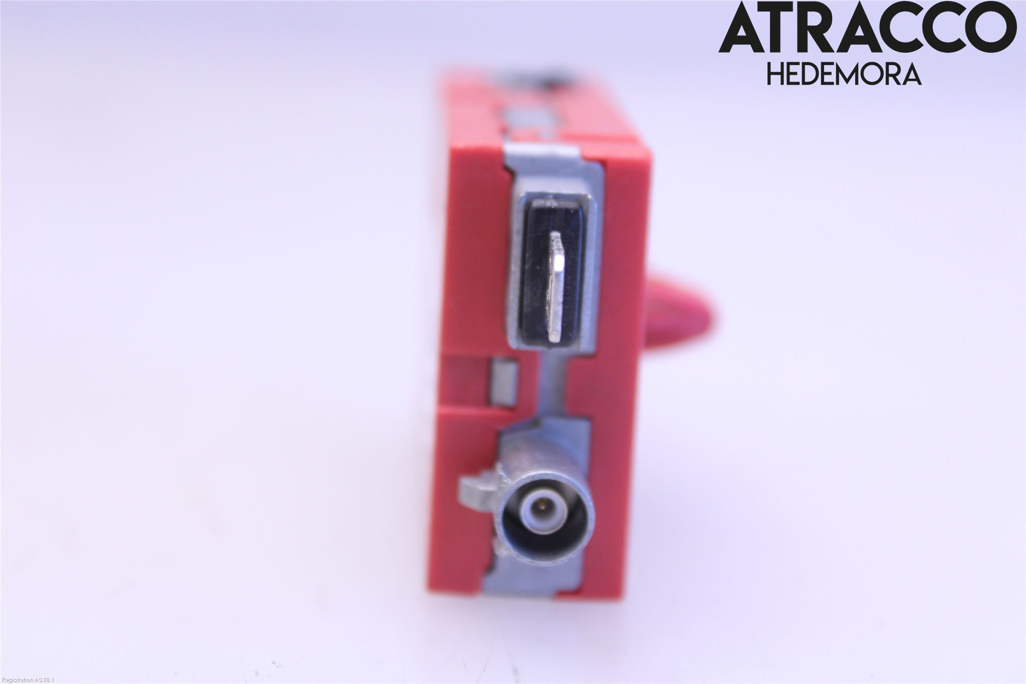 Volvo V40 CROSS COUNTRY 13-19 Stereo Antenneforsterker