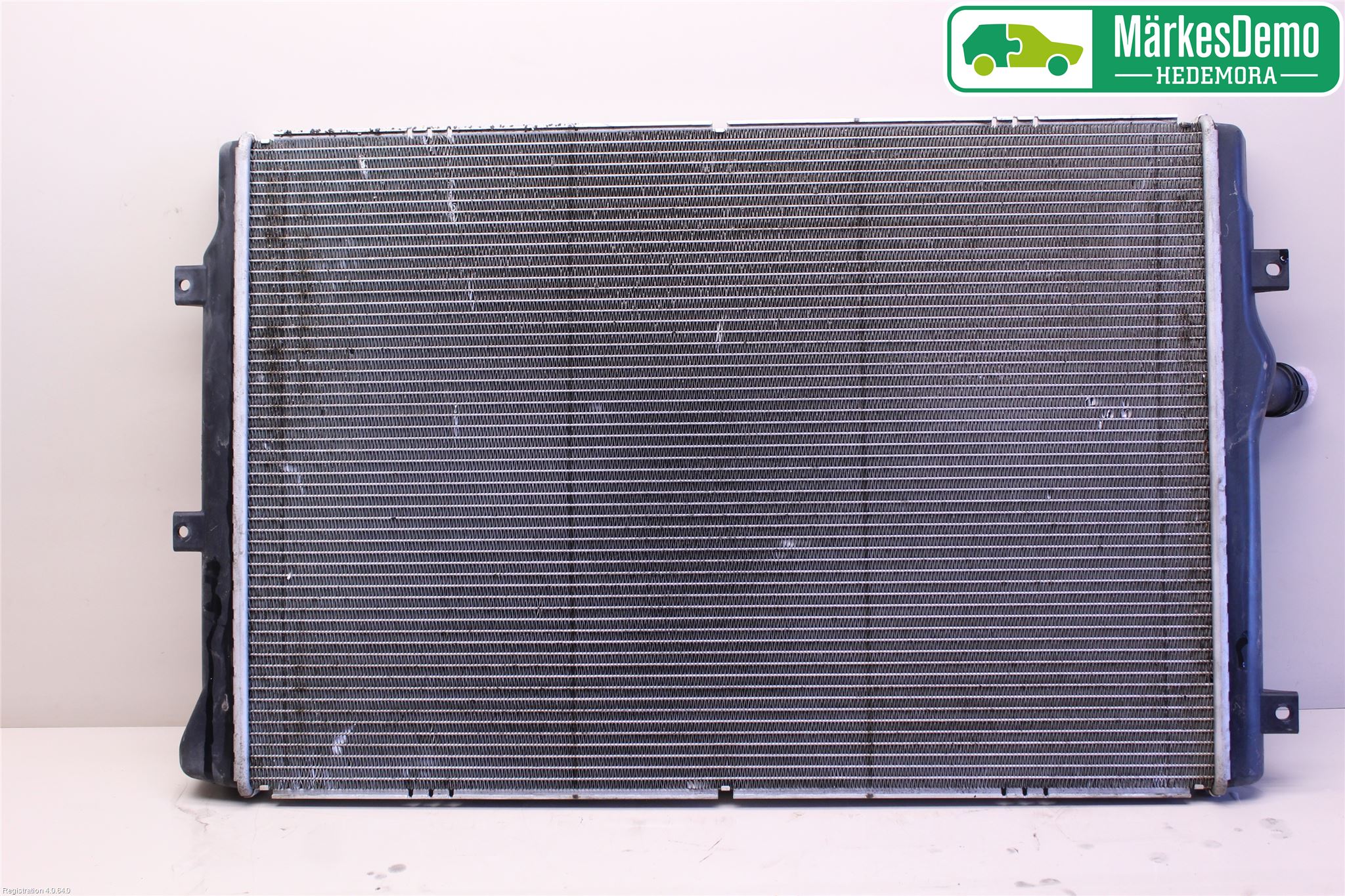 Volkswagen VW PASSAT 11-14 Radiator Automat
