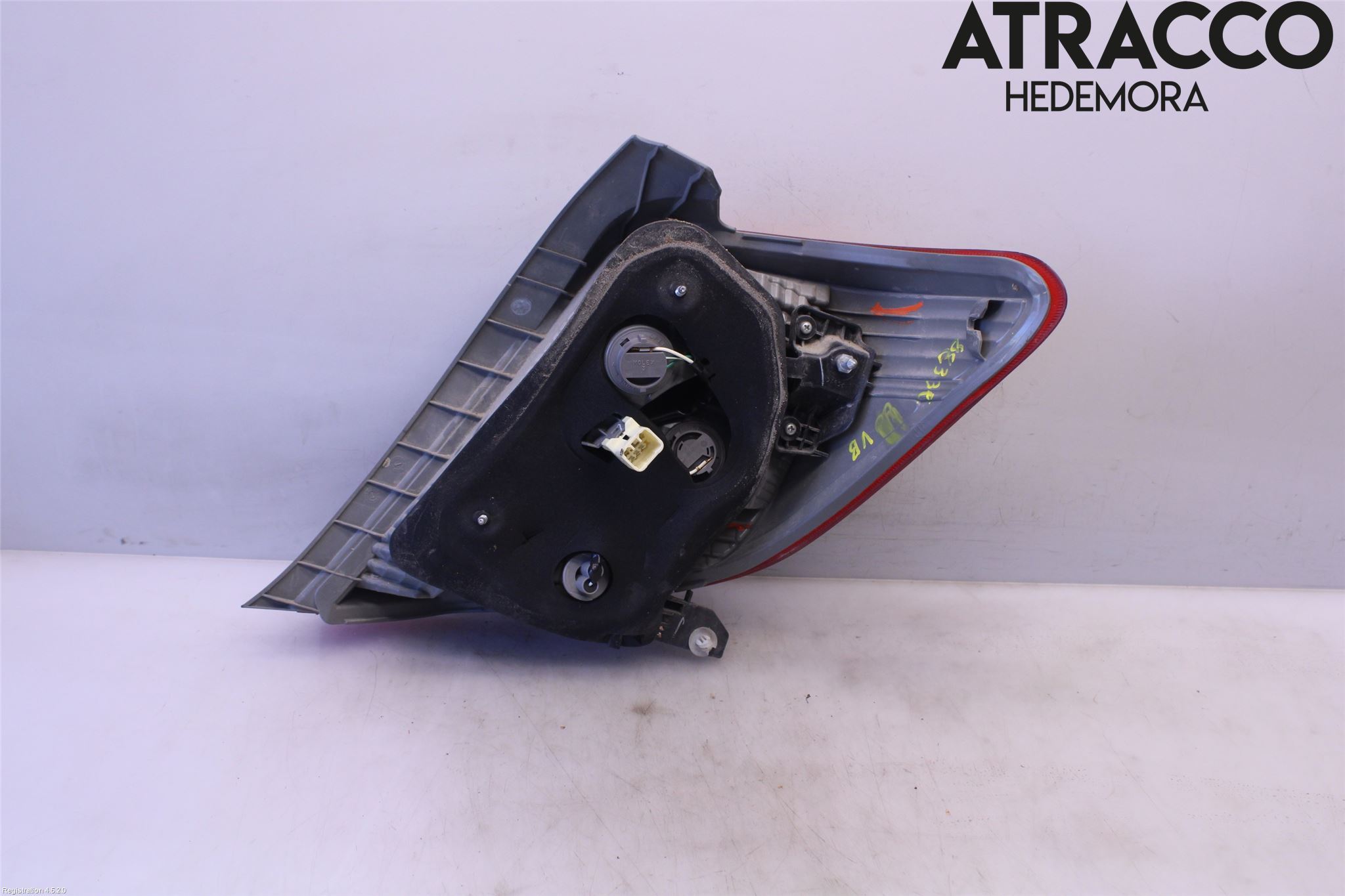 Toyota YARIS XP130 12-14 Baklykt Venstre