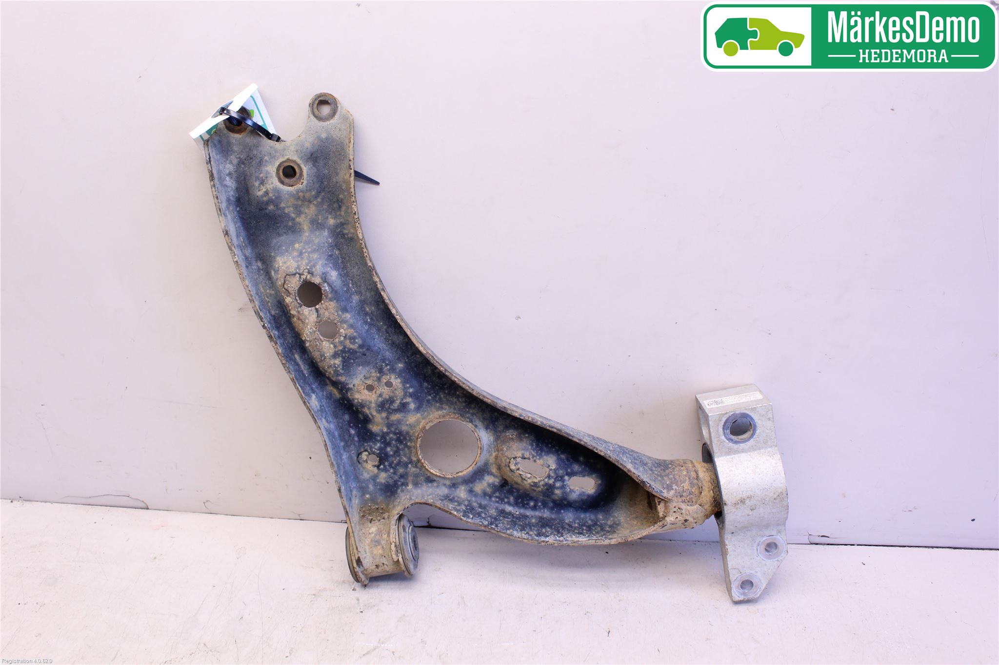 Volkswagen VW GOLF PLUS/CROSS GOLF 04-14 Bærearm Foran Venstre Nedre