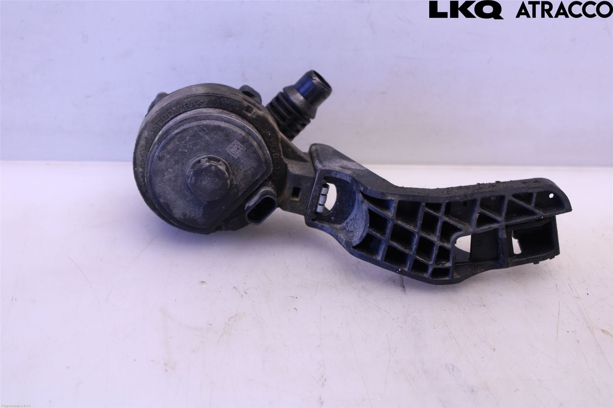 BMW 5 G30/G31/F90 17-23 Varme Sirkulasjonspumpe
