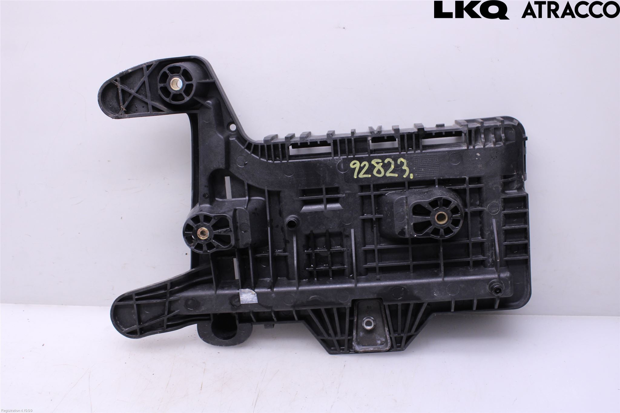 Volkswagen VW GOLF VI 09-13 Batterikasse - Feste - Holder