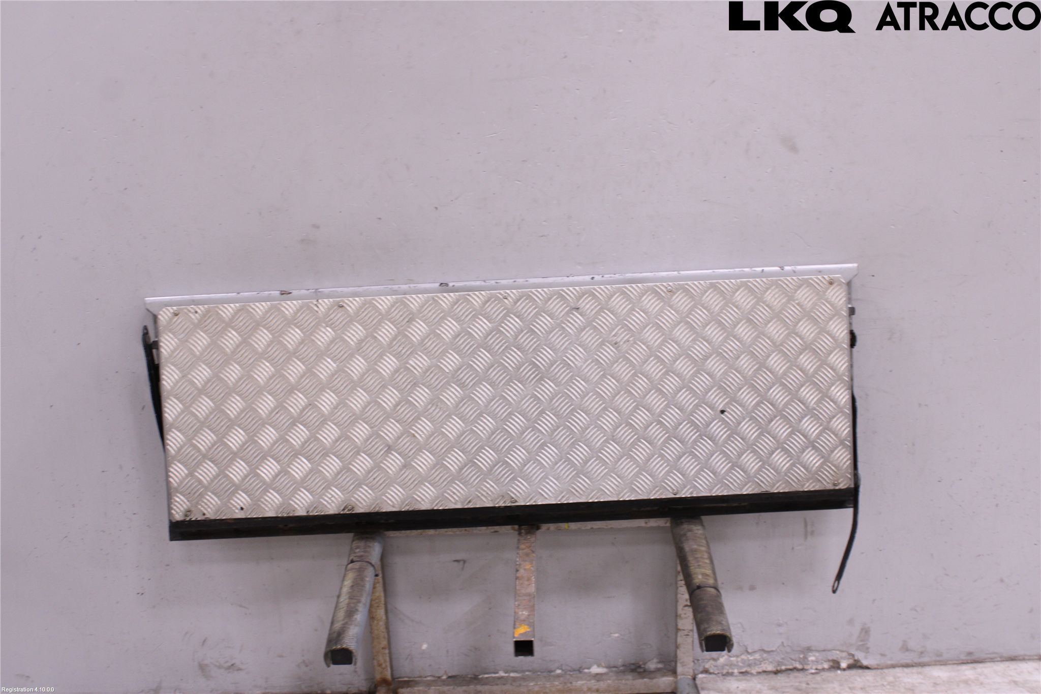 Nissan NAVARA 98-05 Lasteplan Luke Bak