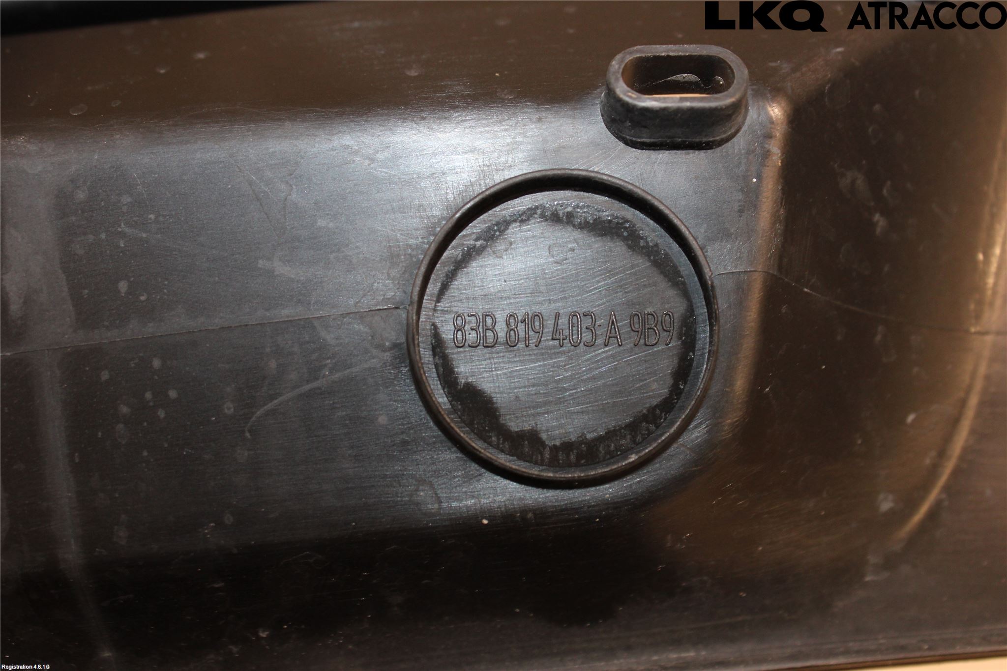 Audi Q3 F3 19- Visker Deksel-Grill-Under Frr