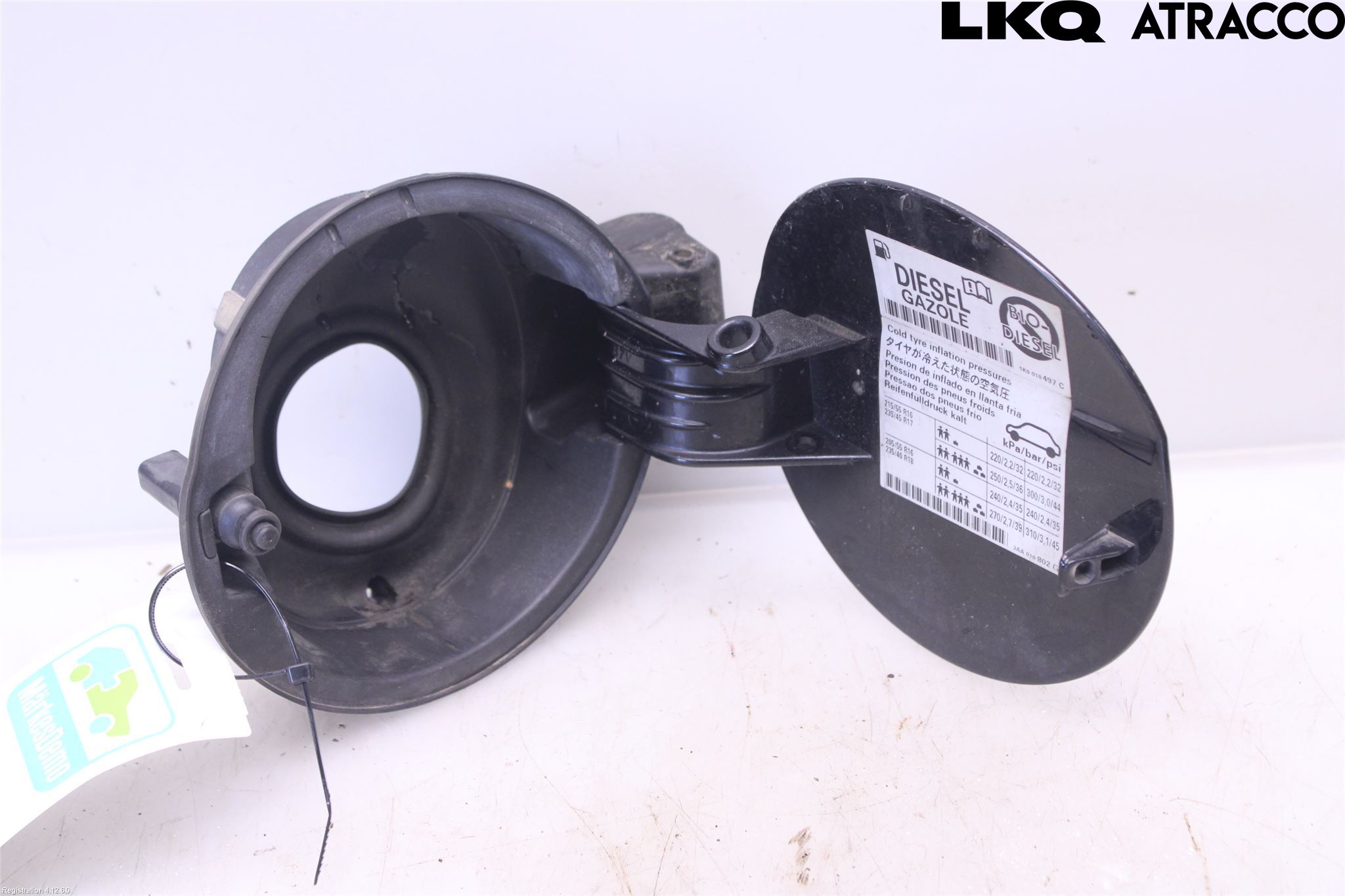 Volkswagen VW PASSAT 11-14 Drivstoff Tankluke