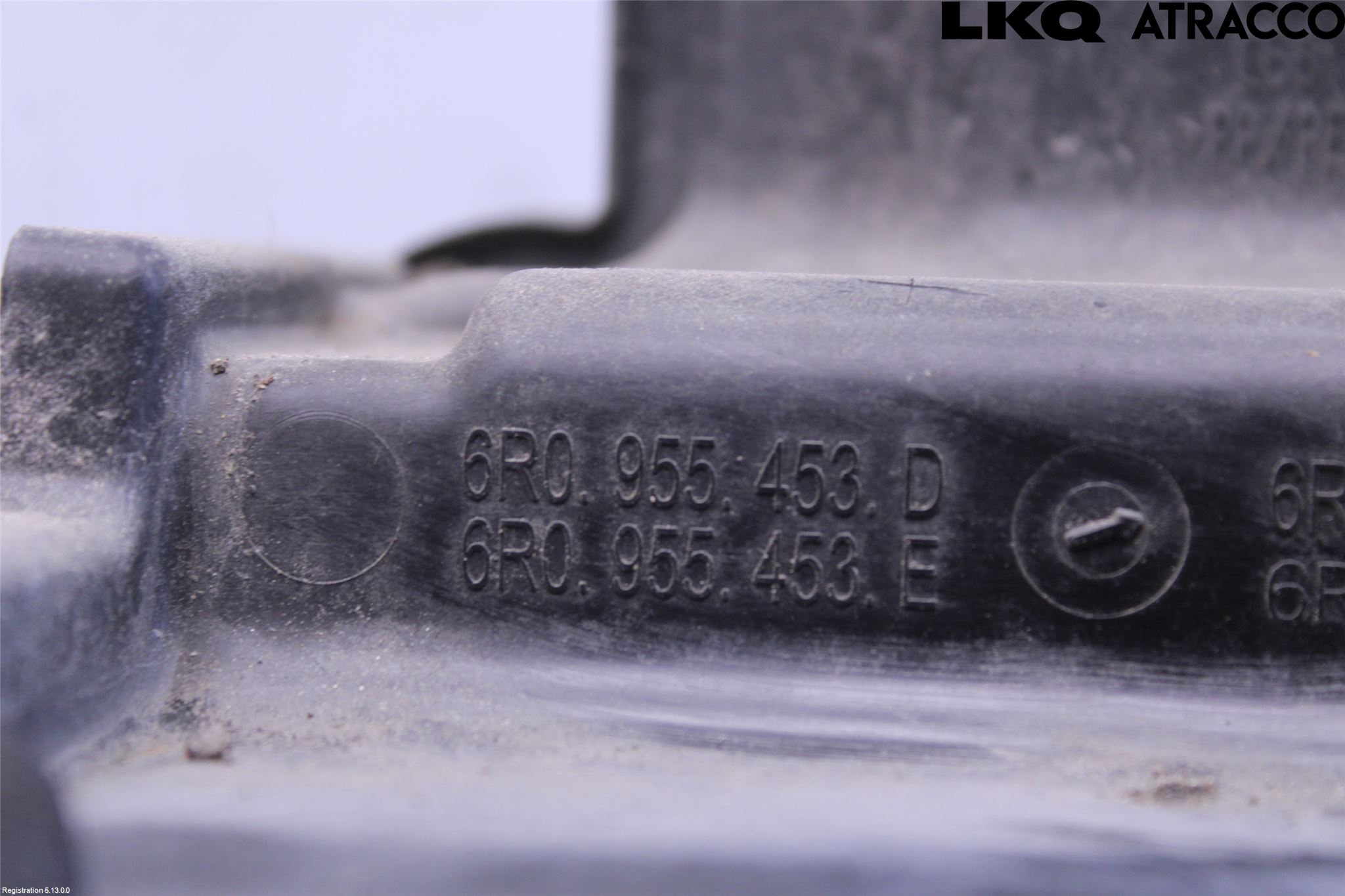 Skoda RAPID Spylerbeholder Frontrute-Lykte