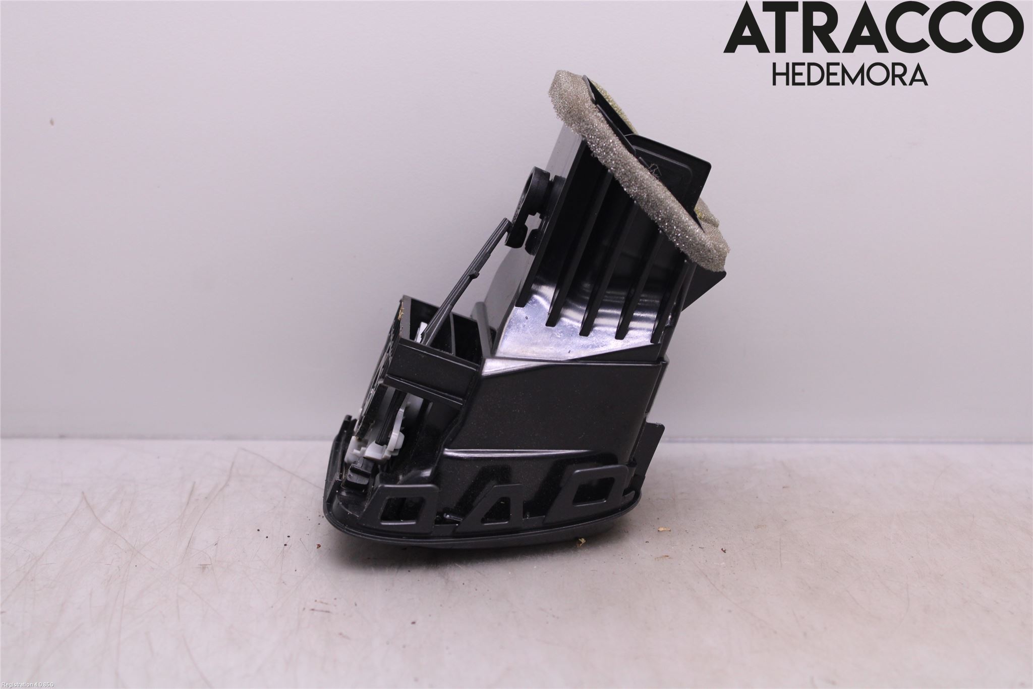 Volkswagen VW SCIROCCO 09-17 Dashbord Kanal - Dyse
