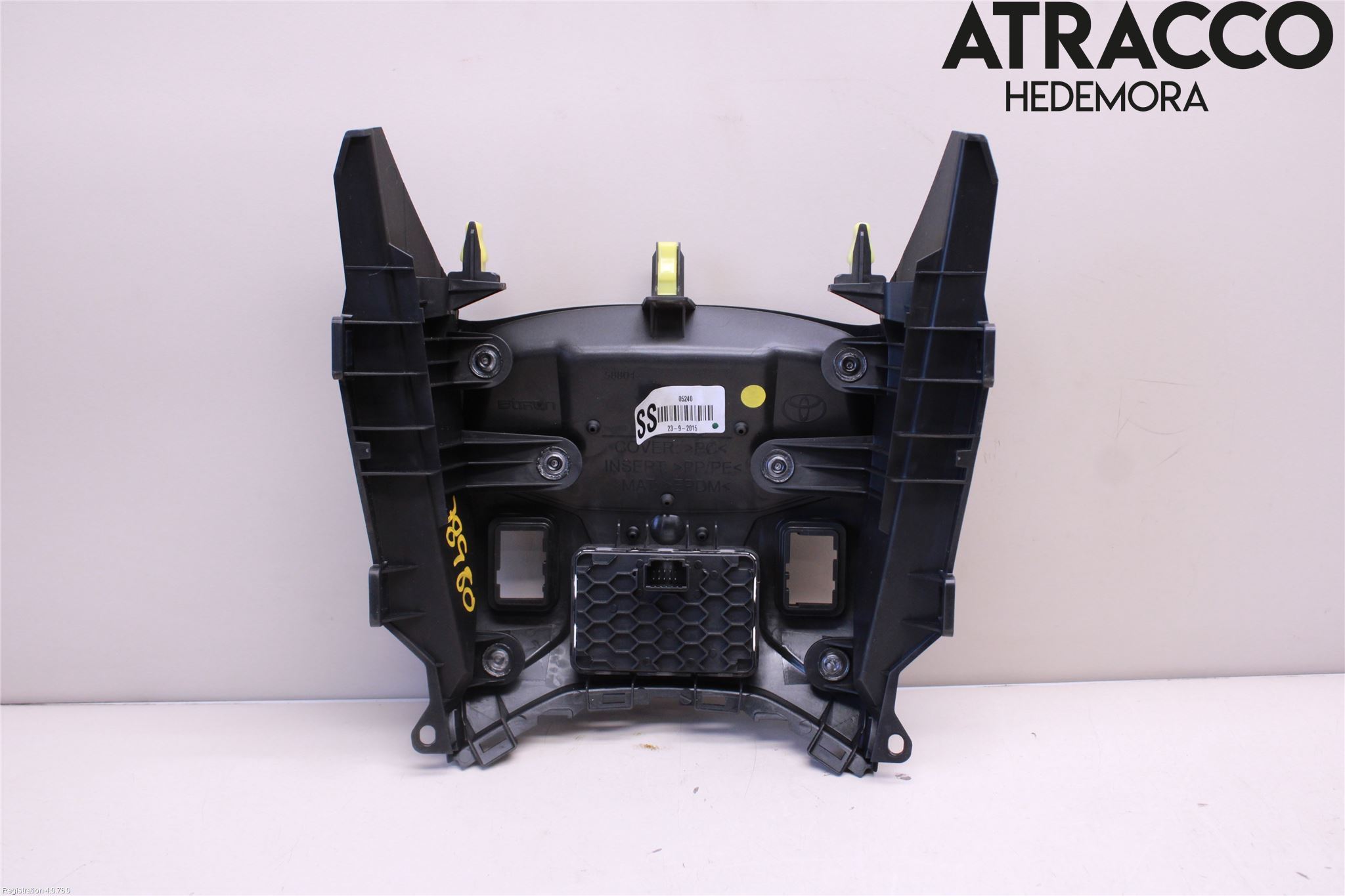 Toyota AVENSIS 16-18 Instrumentkonsoll Midt
