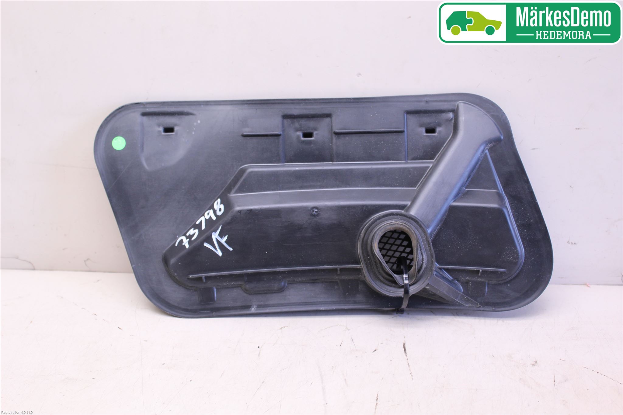 Mercedes-Benz MB ML/GLE-KLASS (W166) 12-18 Panser Luftinntak Oppå