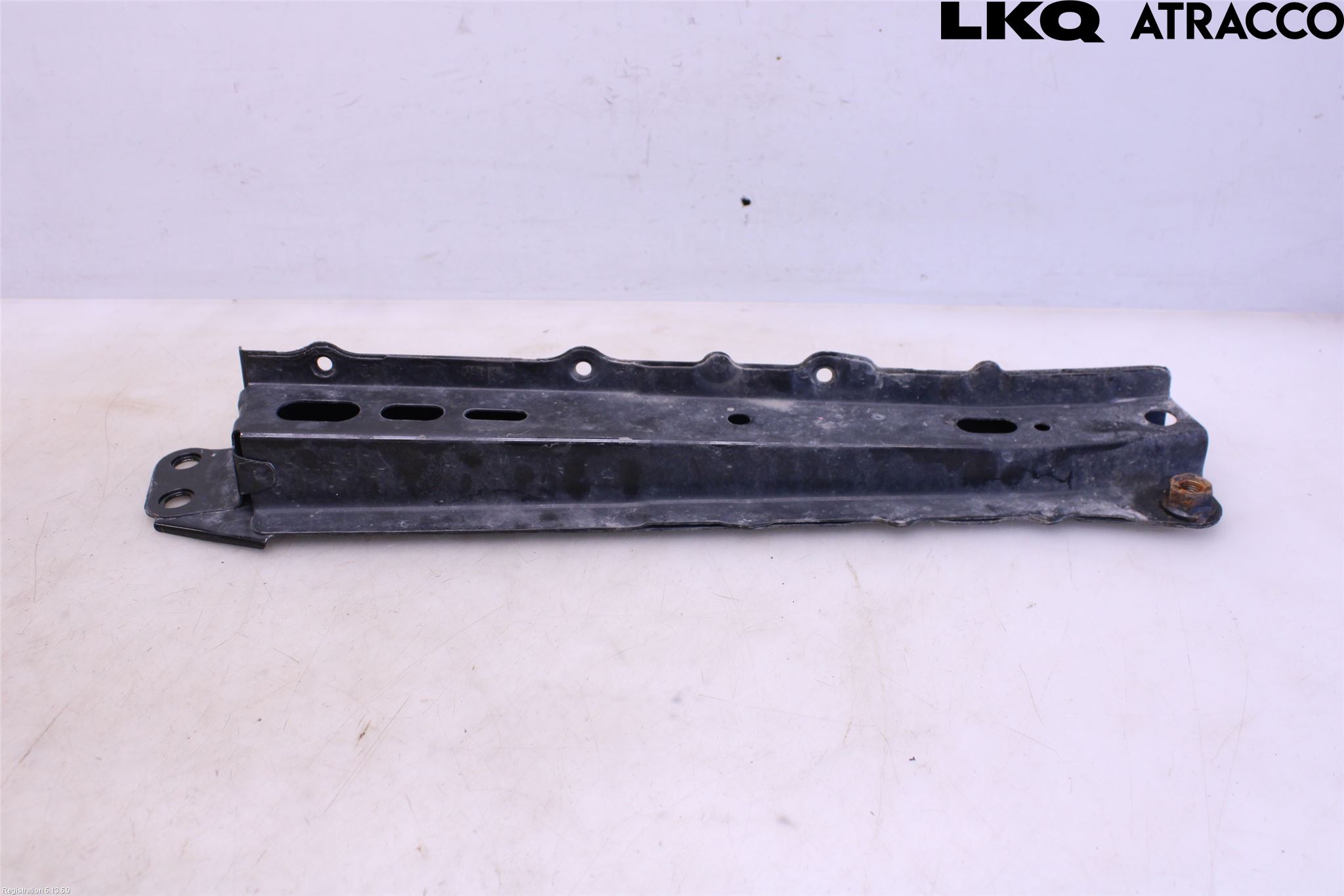 Toyota AURIS 13-19 Radiator Feste - Ramme - Bjelk