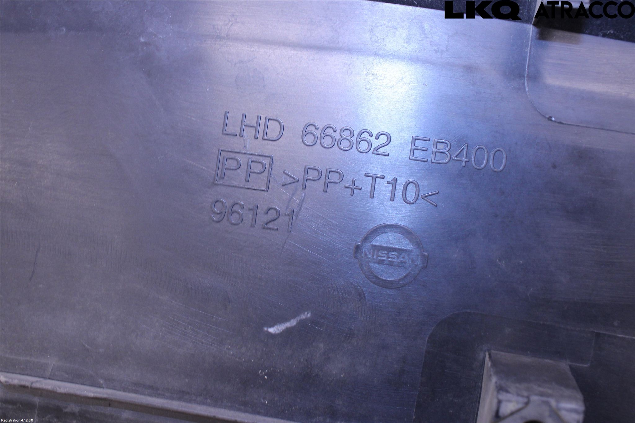 Nissan NAVARA 05-16 Visker Deksel-Grill-Under Frr