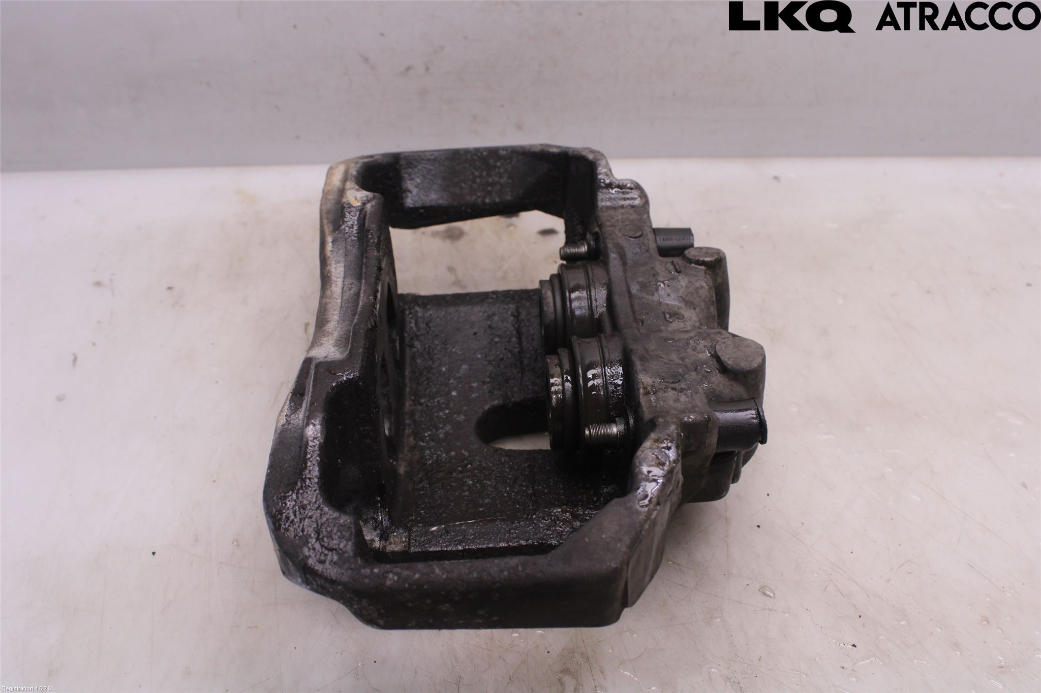 BMW 7 E65/66    00-08 Bremsecaliper Foran Høyre
