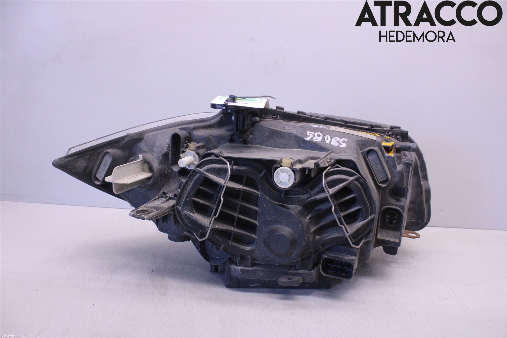 BMW 1 E87/81 5D/3D 03-11 Frontlykt Venstre