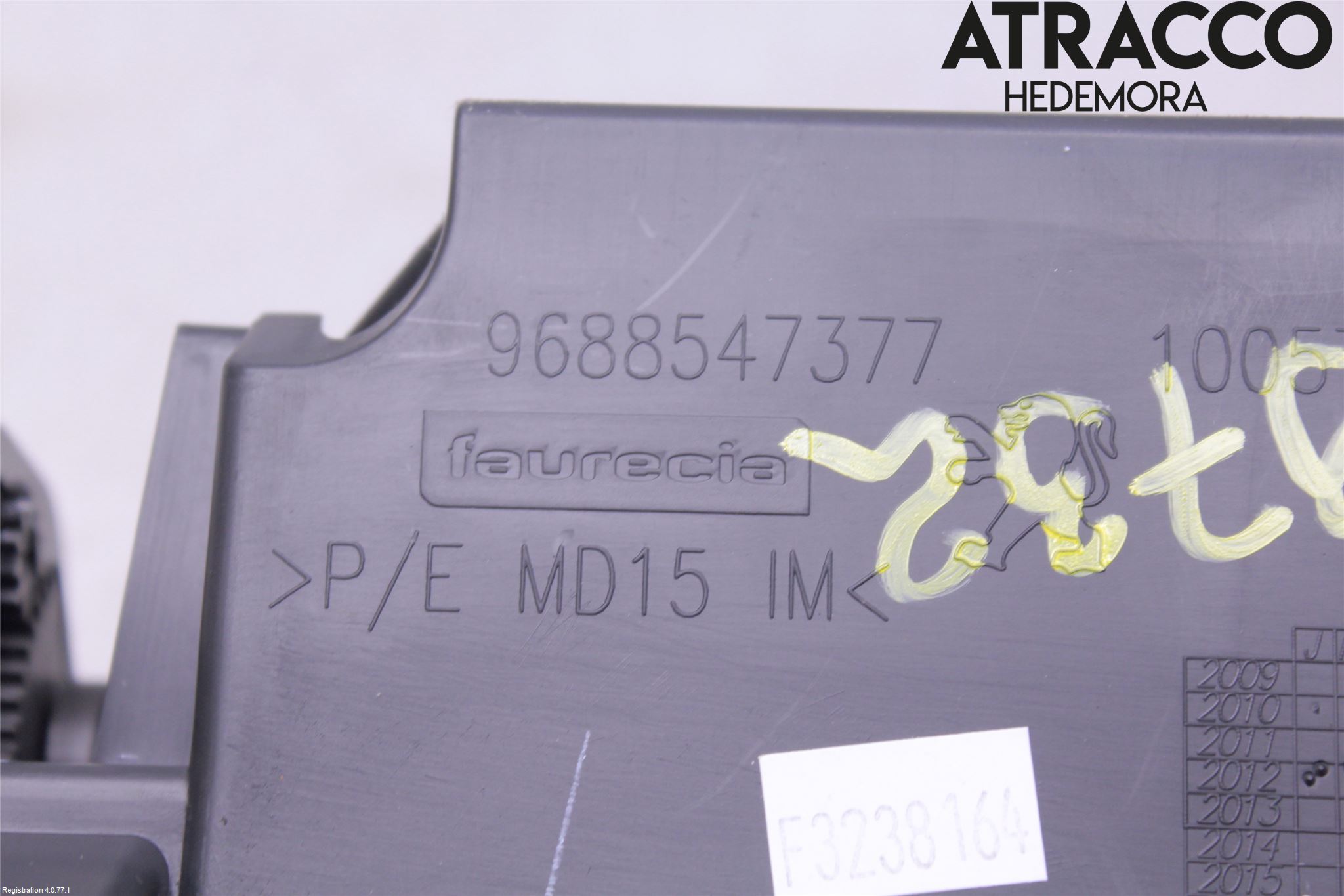 Peugeot 508 11-18 Instrumentkonsoll Midt