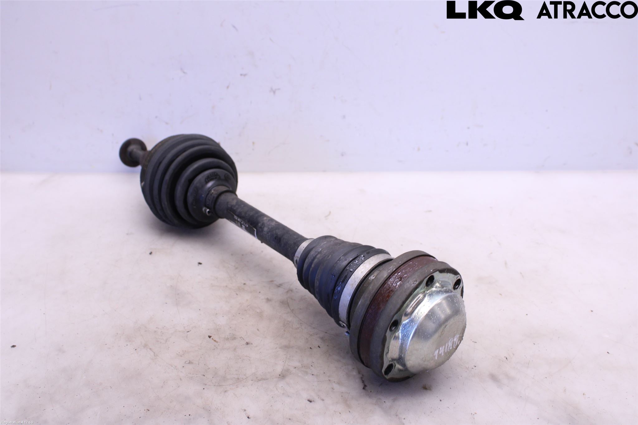 Volkswagen VW GOLF VI 09-13 Drivaksel Foran Kompl Venstre