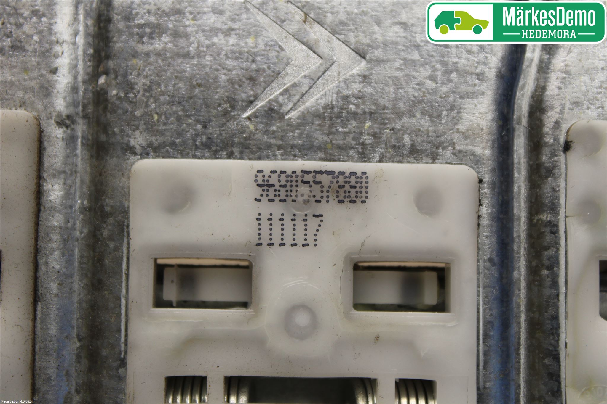 Peugeot PARTNER 08-15 Vindusheis El Komp