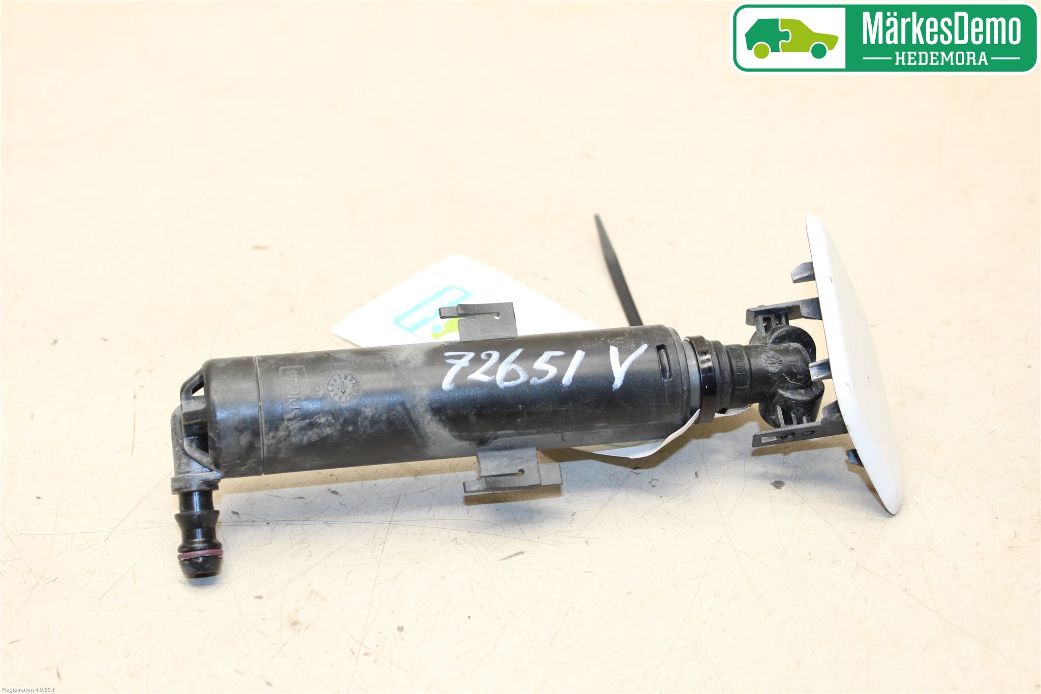 Skoda FABIA 07-14 Spylerdyse Frontlykter
