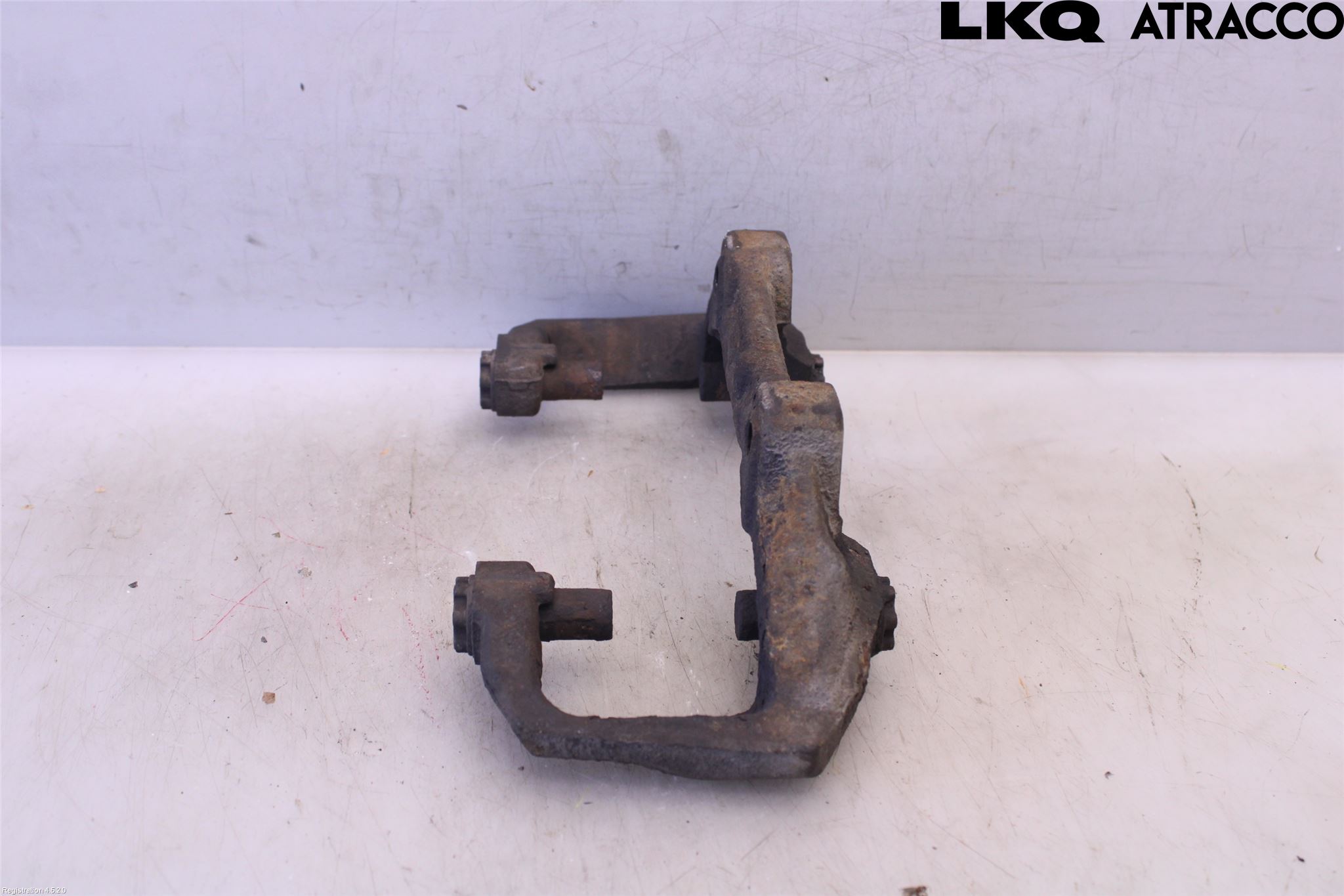Mercedes-Benz MB E-KLASS (W212) 09-16 Bremsecaliper Feste Holder