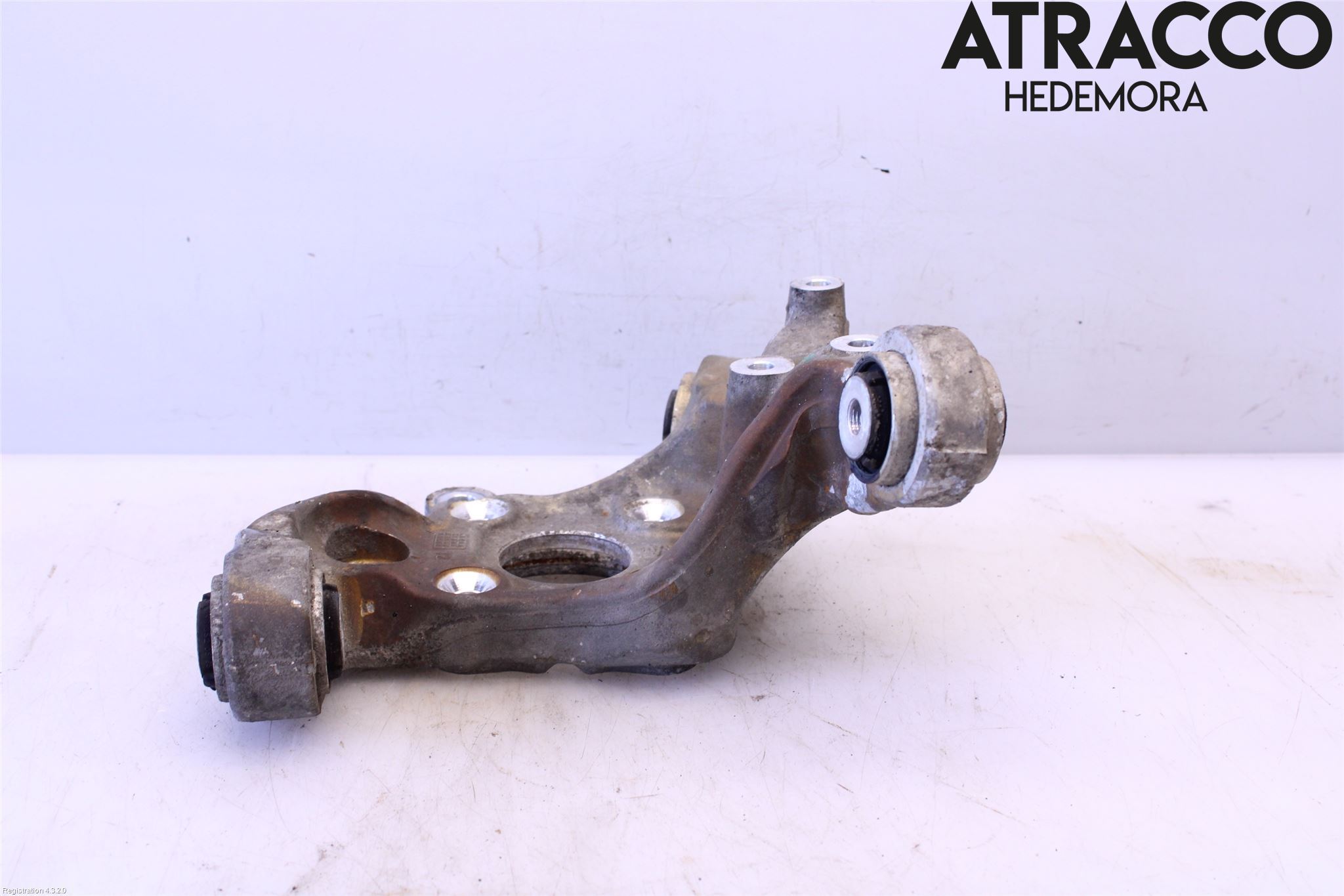 Mercedes-Benz MB CLA-KLASS (C117/X117) 13-19 Spindel Vb