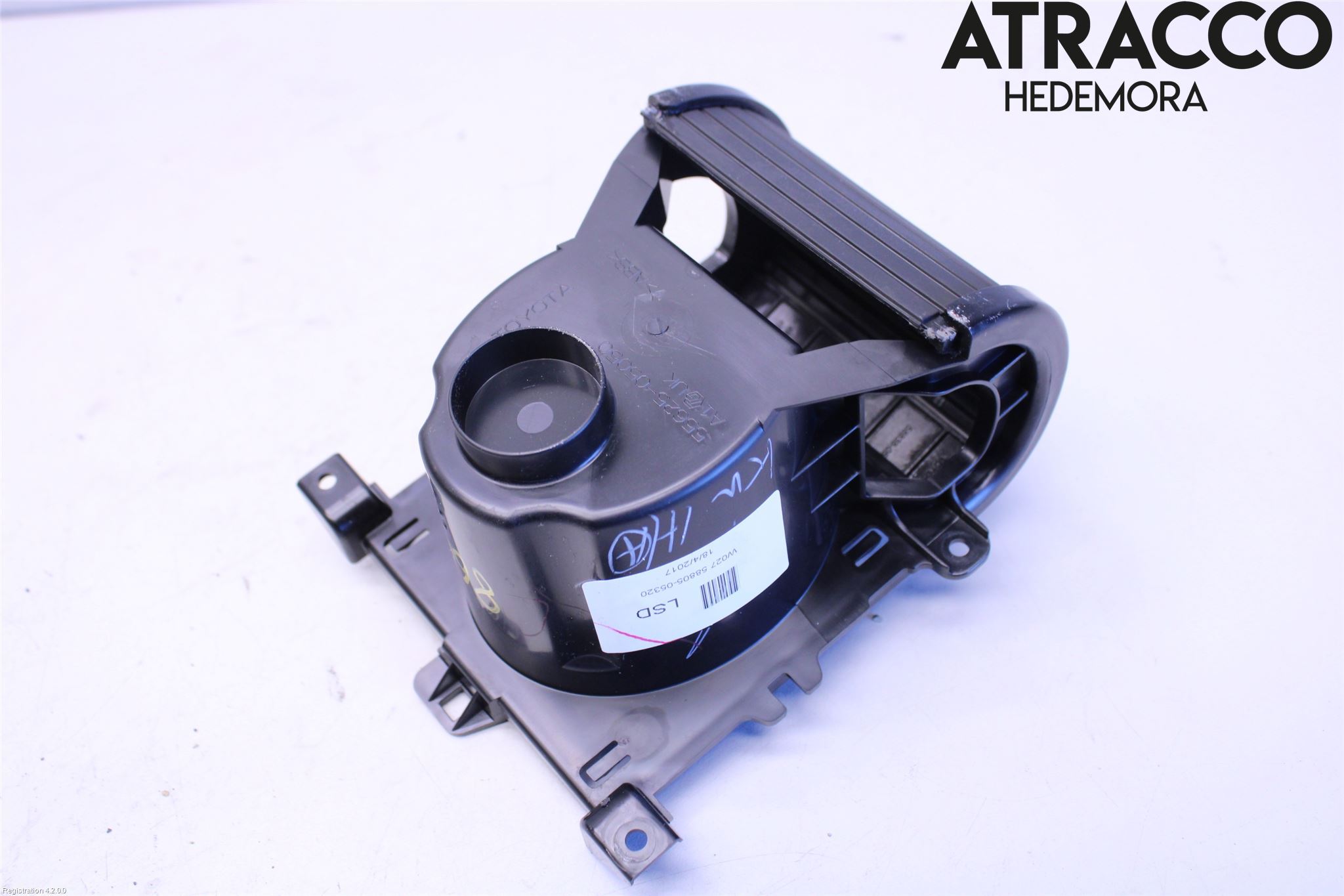 Toyota AVENSIS 16-18 Innr Koppholder
