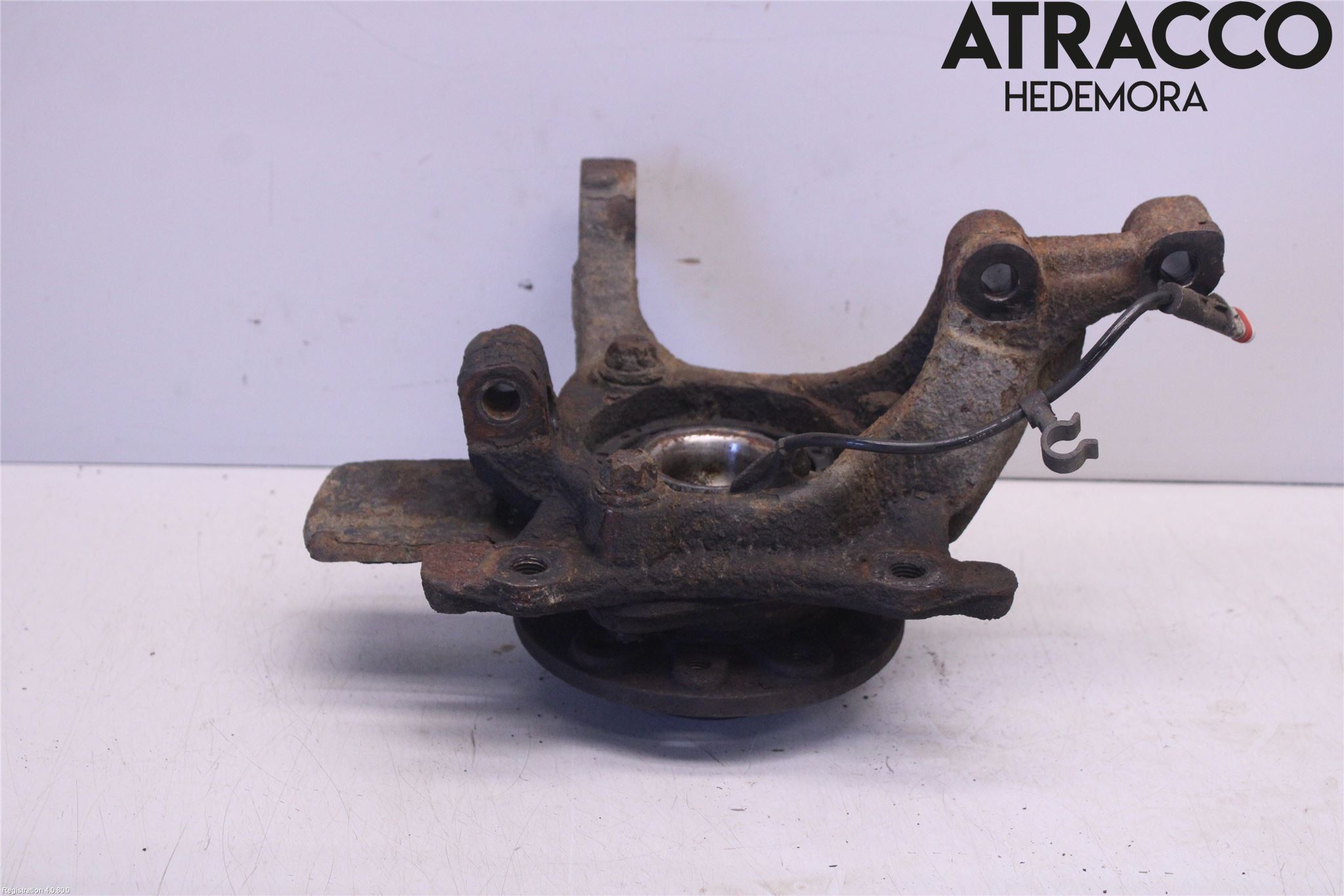 Opel ASTRA H 04-12 Spindel Vf