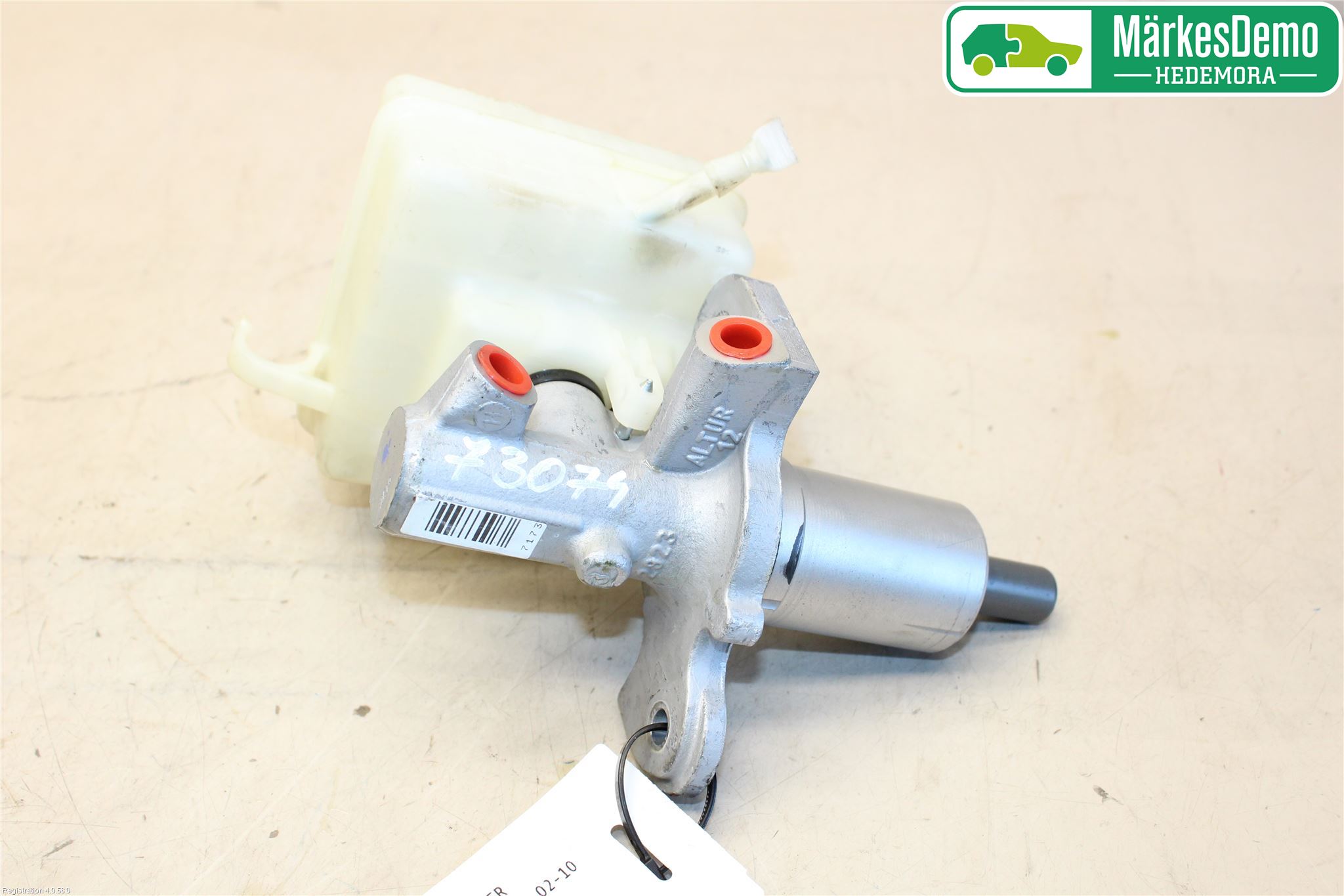 BMW 5 E60/61 Sed/Tou 02-10 Brems Hovedsylinder