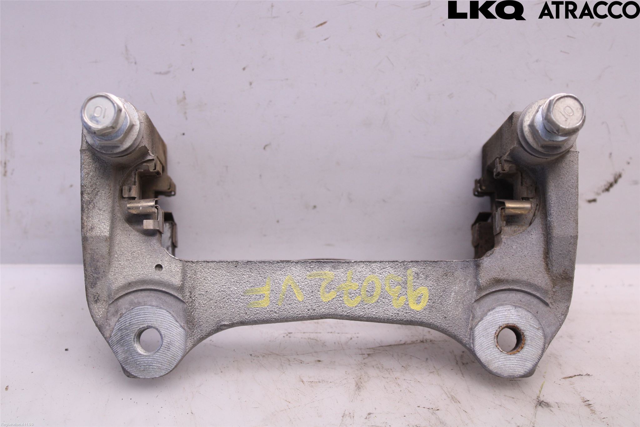 Toyota RAV4 19- Bremsecaliper Feste Holder