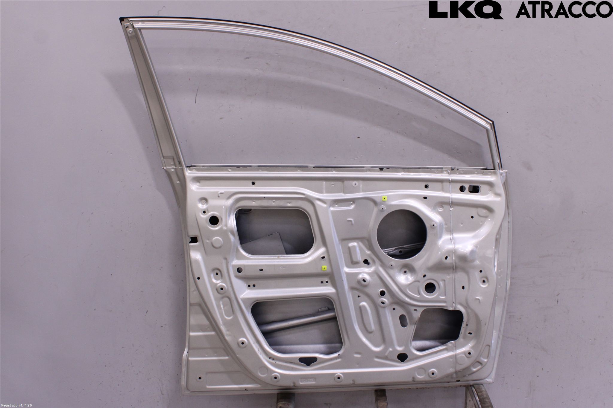 Toyota COROLLA VERSO 04-07 Dør 4D Foran Venstre