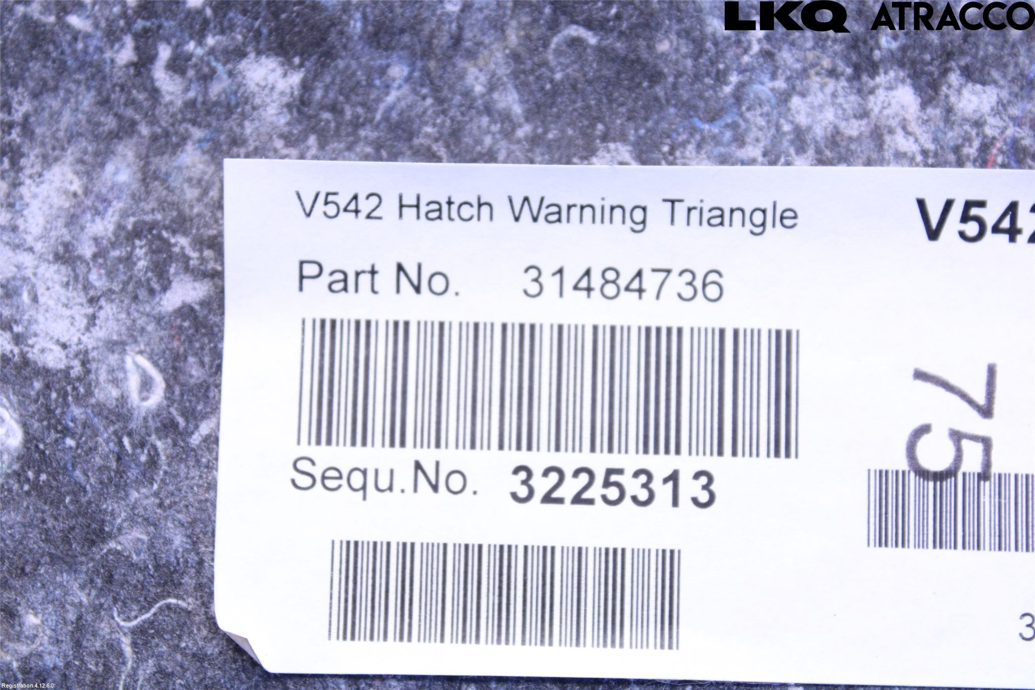 Volvo V90 CROSS COUNTRY 17->> Innr Bakluketrekk