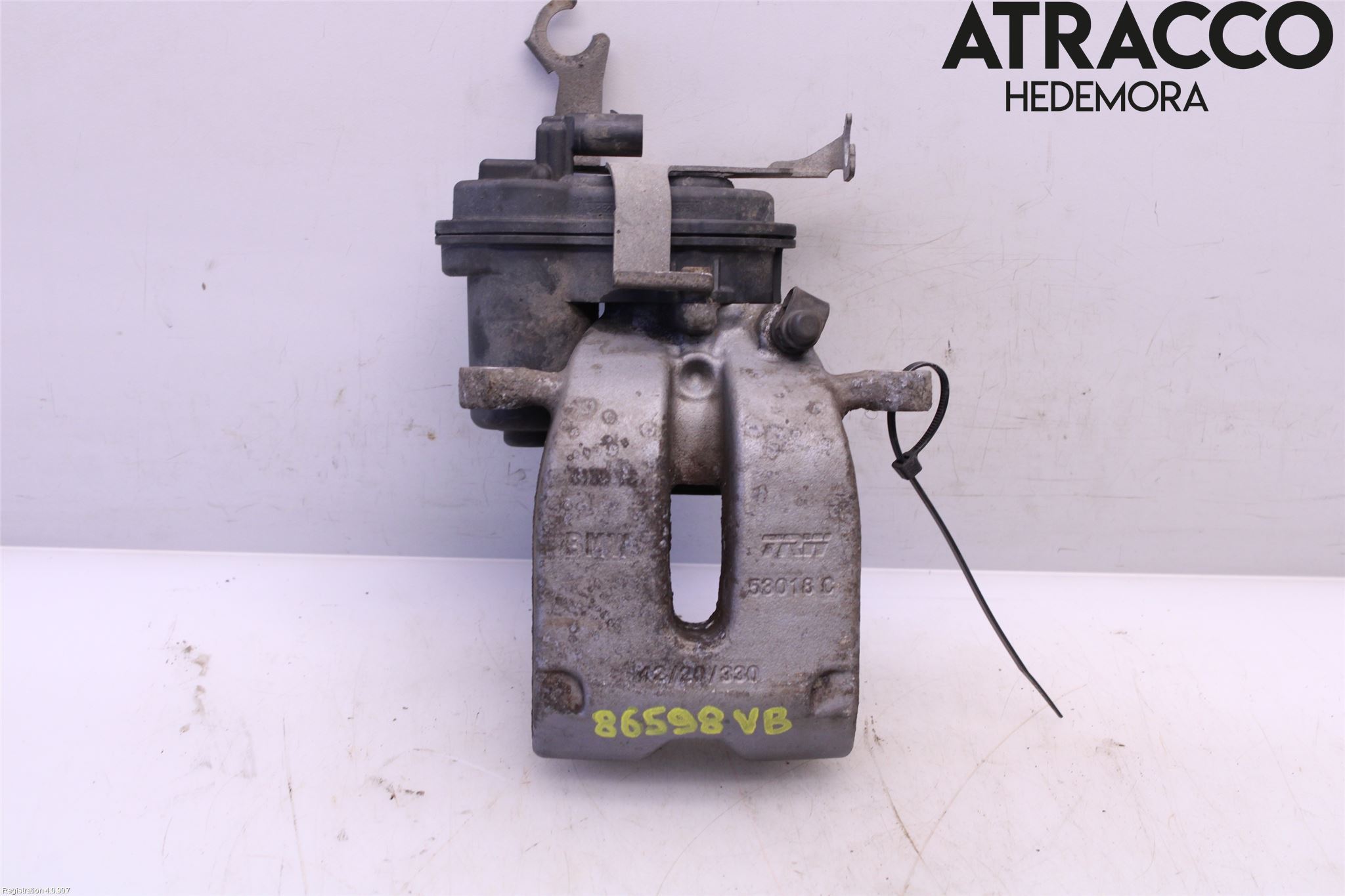 BMW 5 G30/G31/F90 17-23 Bremsecaliper Bak Venstre