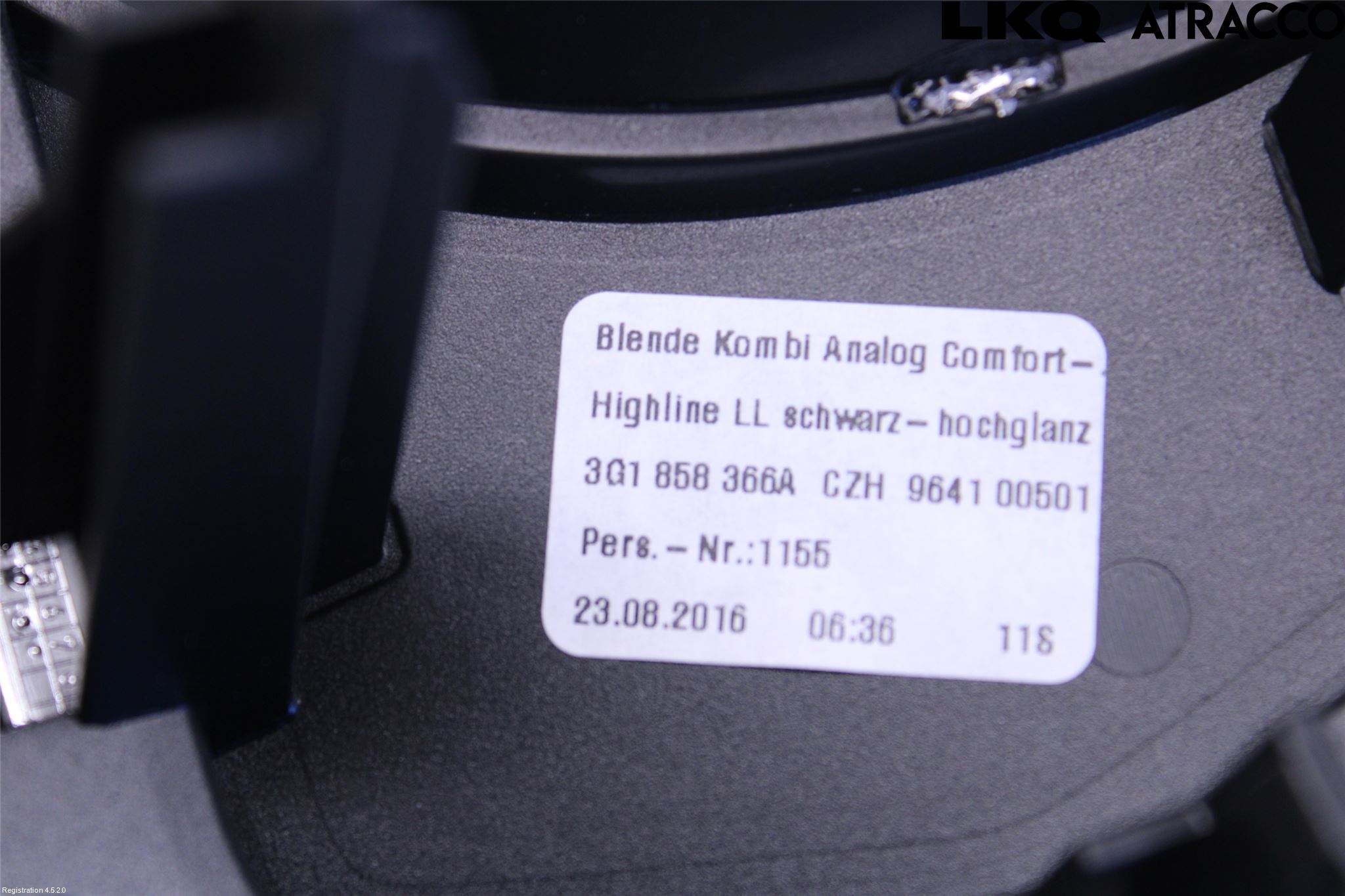 Volkswagen VW PASSAT 15-19 Instrument Ramme