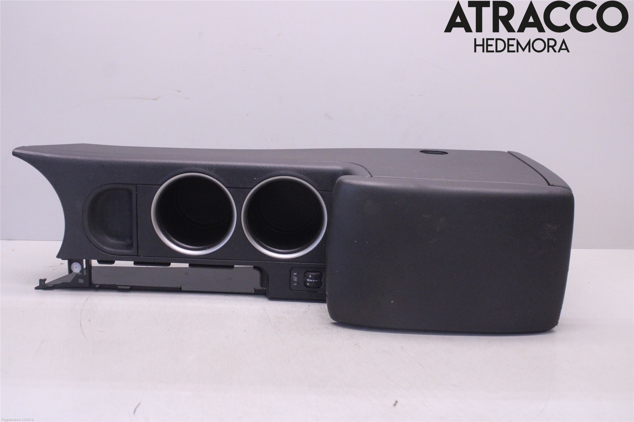 Subaru OUTBACK   07-09 Instrumentkonsoll Gulv