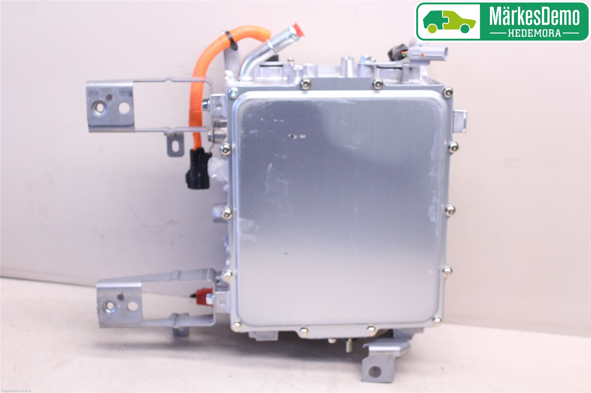 Mitsubishi OUTLANDER 13-21 Batterilader Hybrid